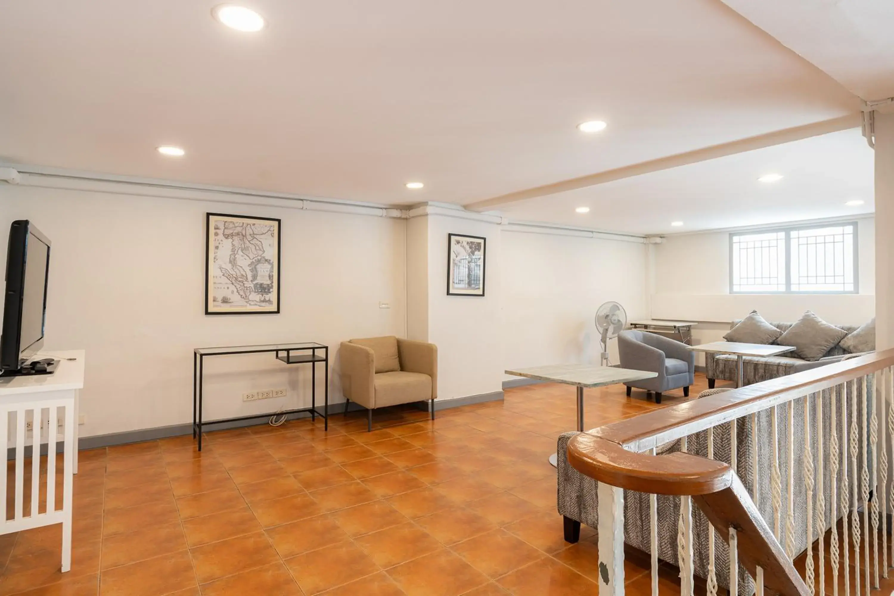 Seating area in Ratchadamnoen Residence Seating area in Ratchadamnoen Residence