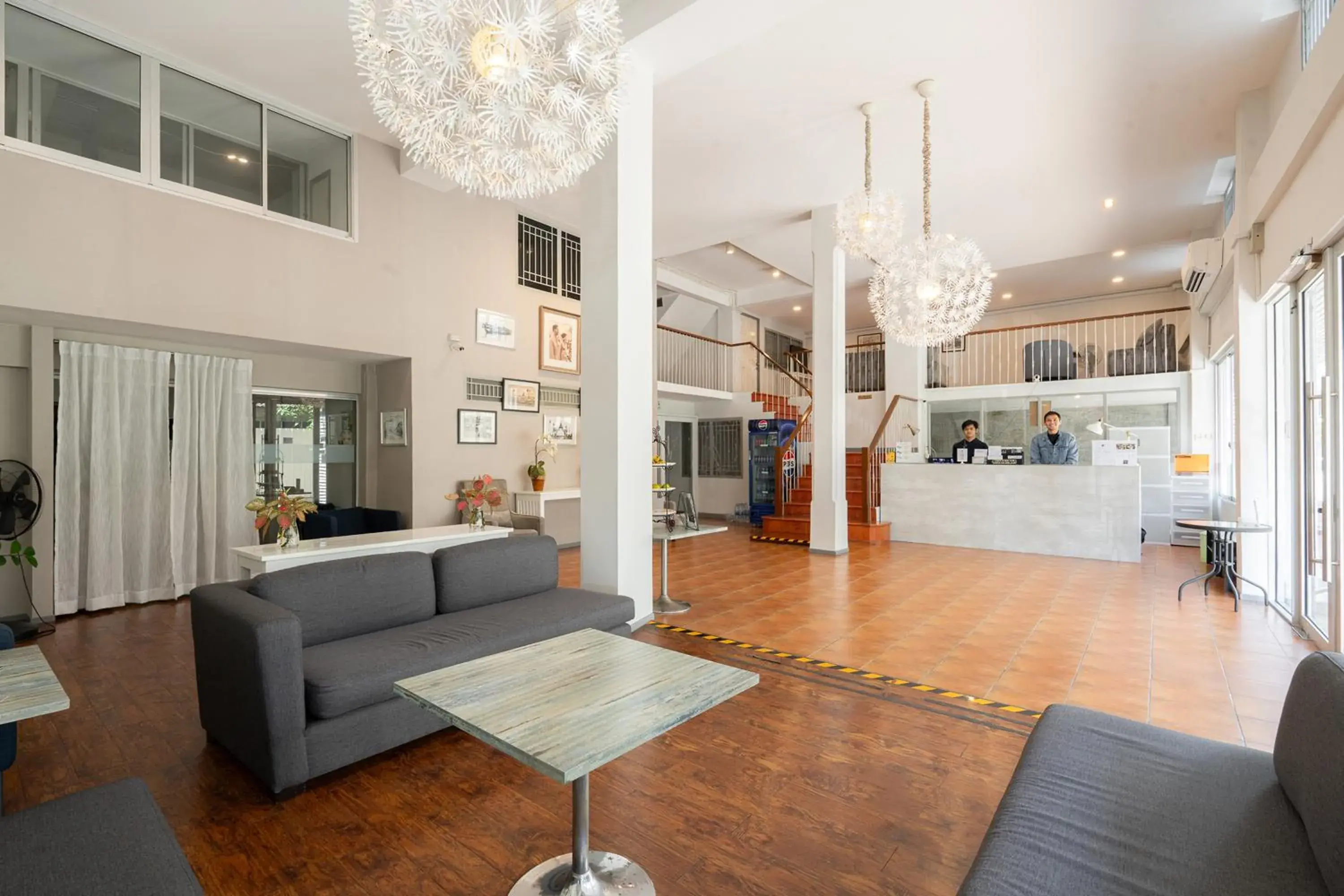 Living room in Ratchadamnoen Residence Living room in Ratchadamnoen Residence