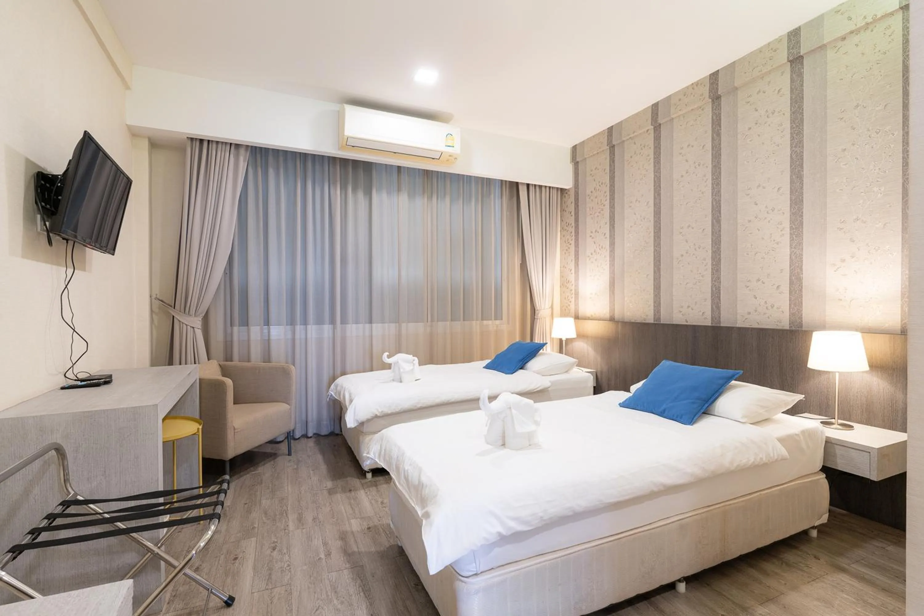 Bed in Ratchadamnoen Residence