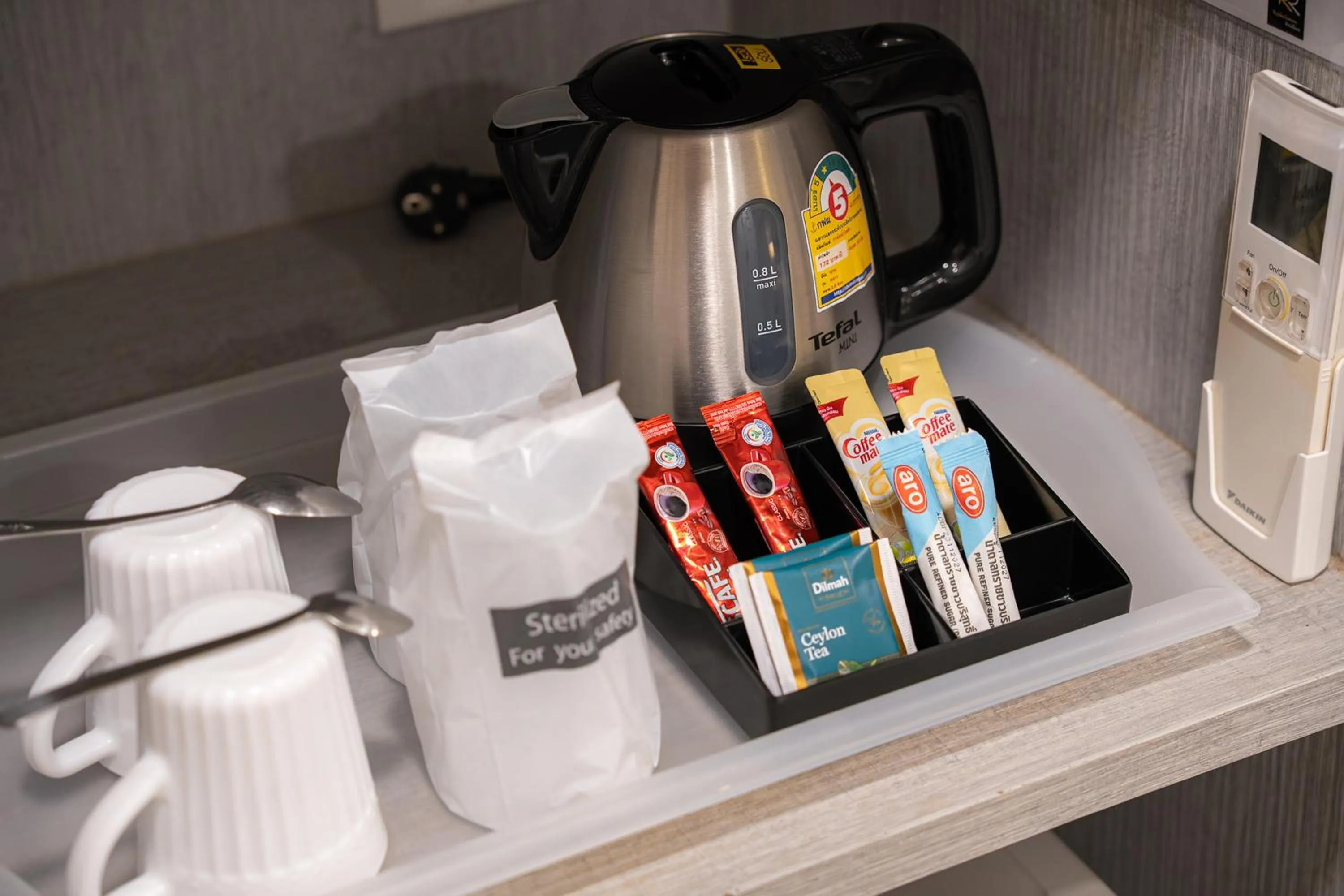 Coffee/tea facilities in Ratchadamnoen Residence