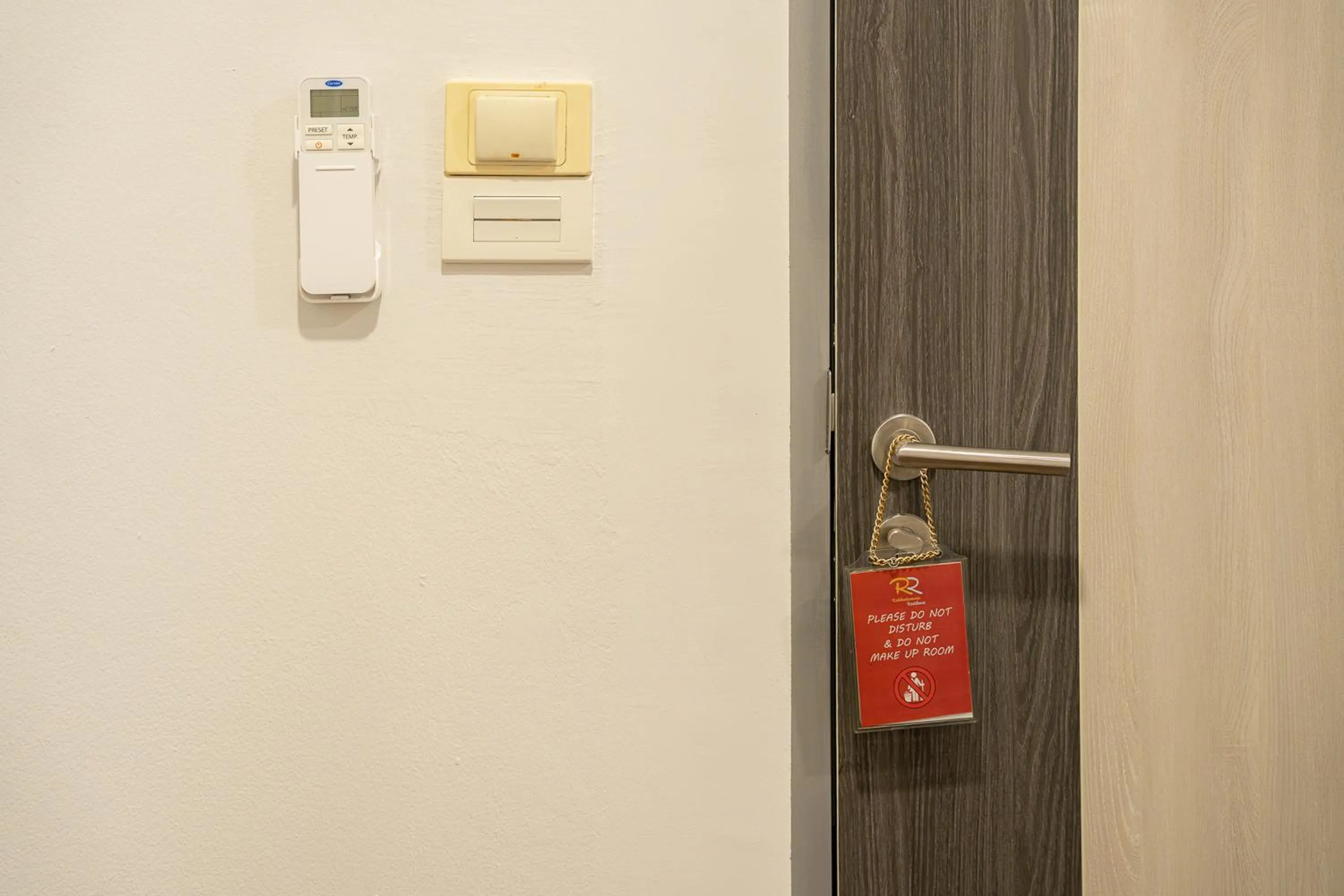 Bedroom in Ratchadamnoen Residence