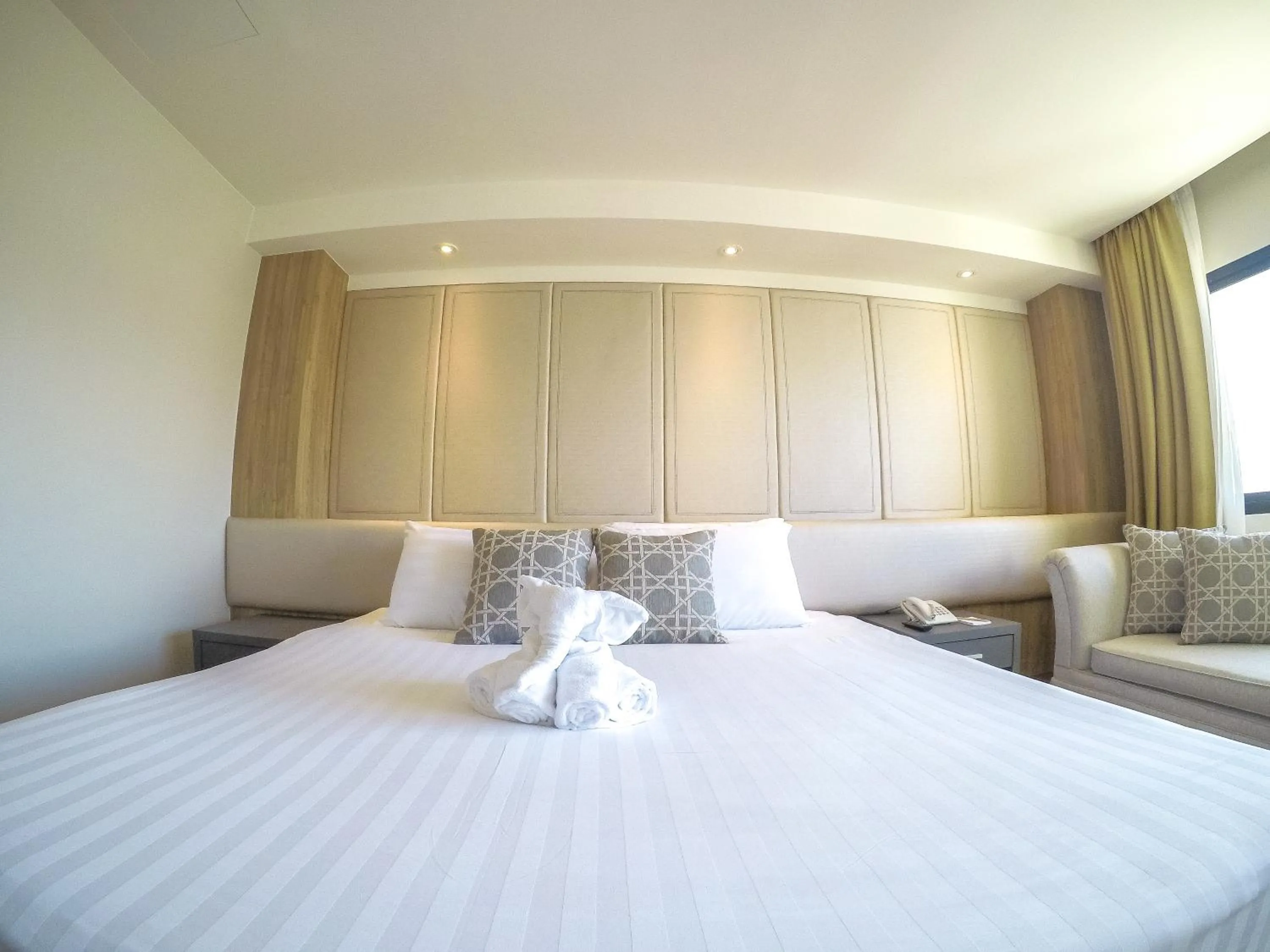 Bed in Hiran Residence