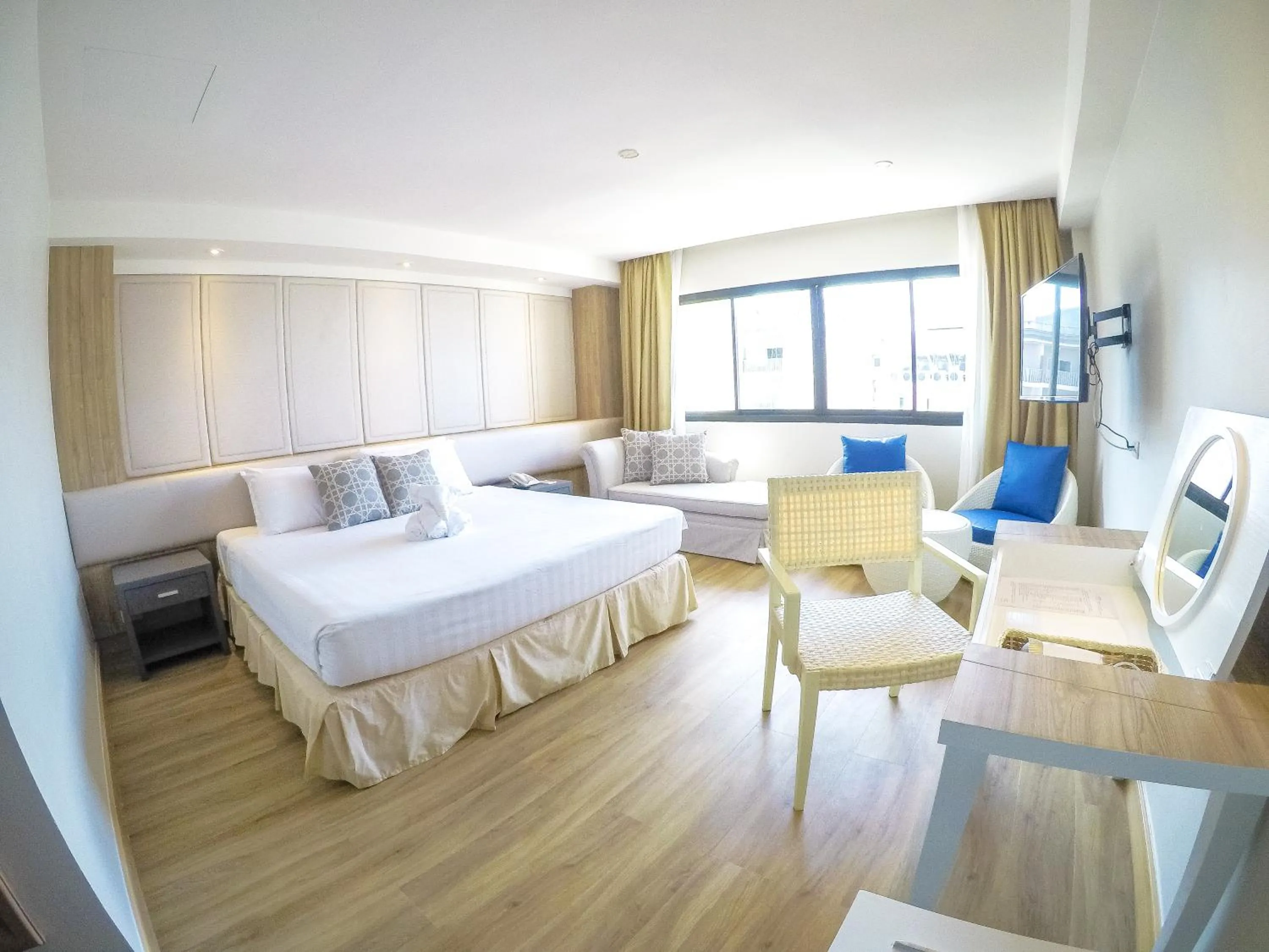 Bed in Hiran Residence