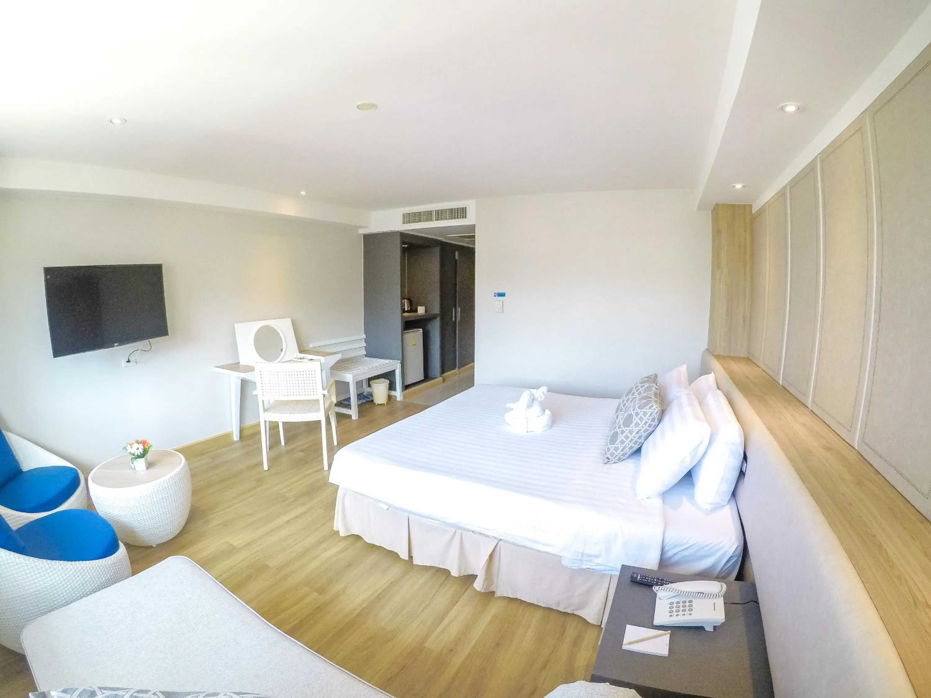 Bed in Hiran Residence