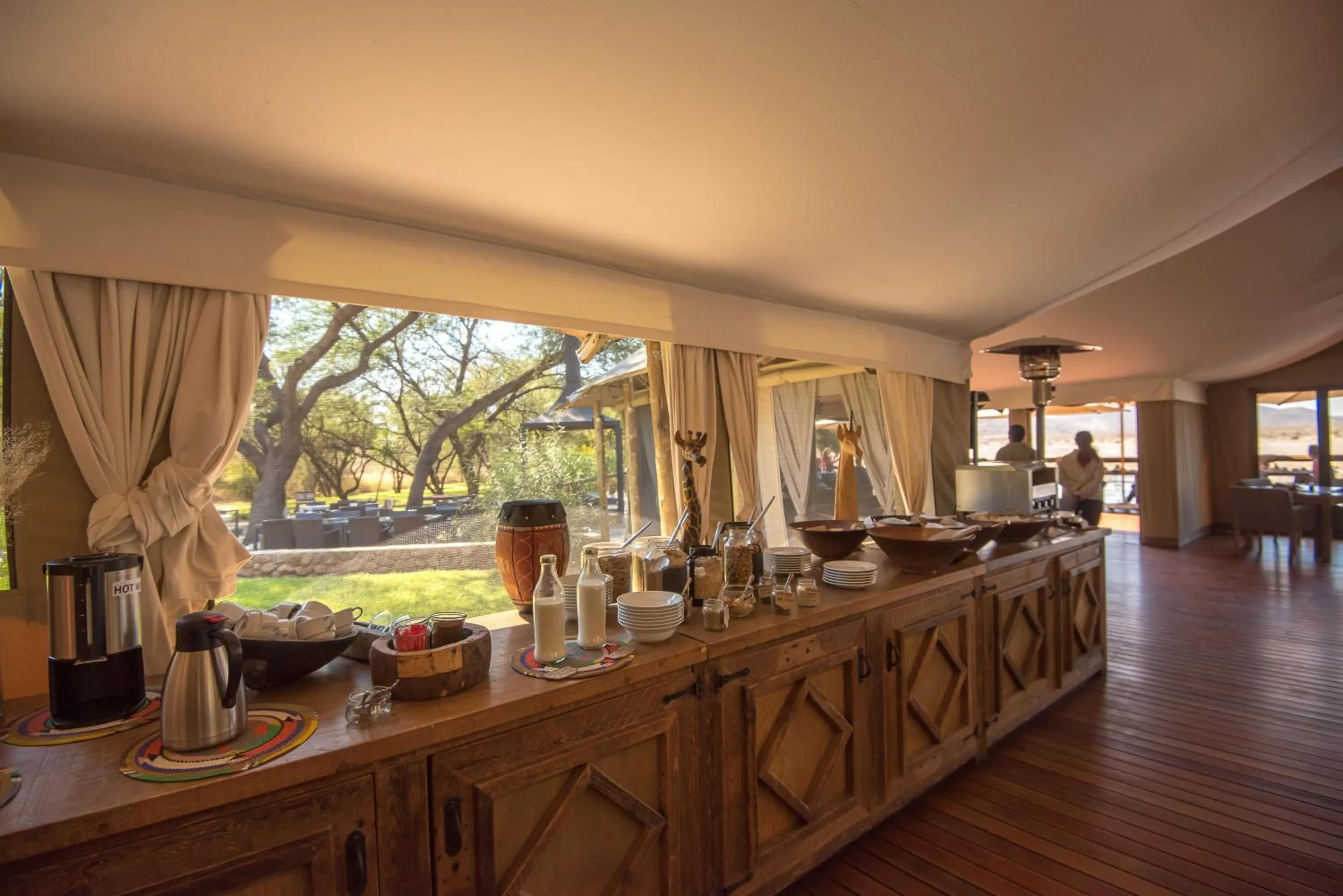Restaurant/places to eat in Tau Game Lodge