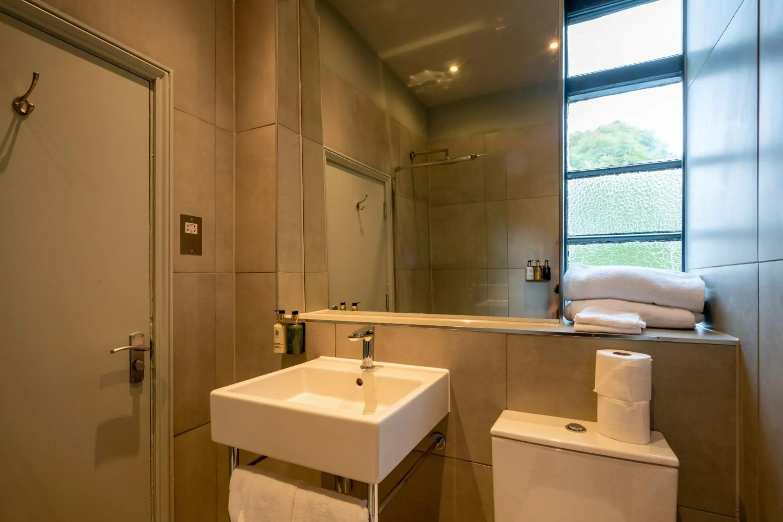 Standard Double Room in The Bull Inn Standard Double Room in The Bull Inn