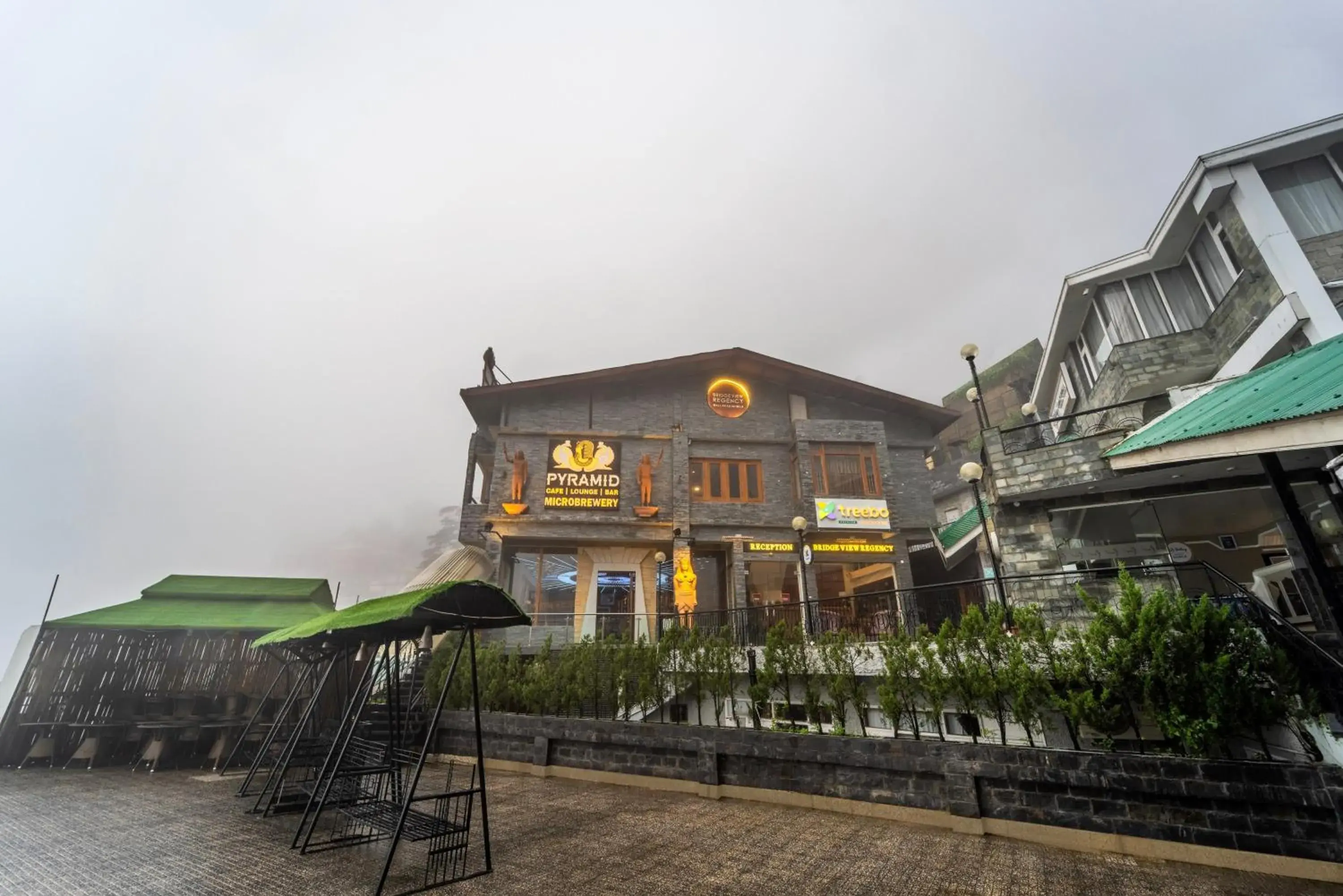 Treebo Premium Bridge View Regency, Mall Road Treebo Premium Bridge View Regency, Mall Road