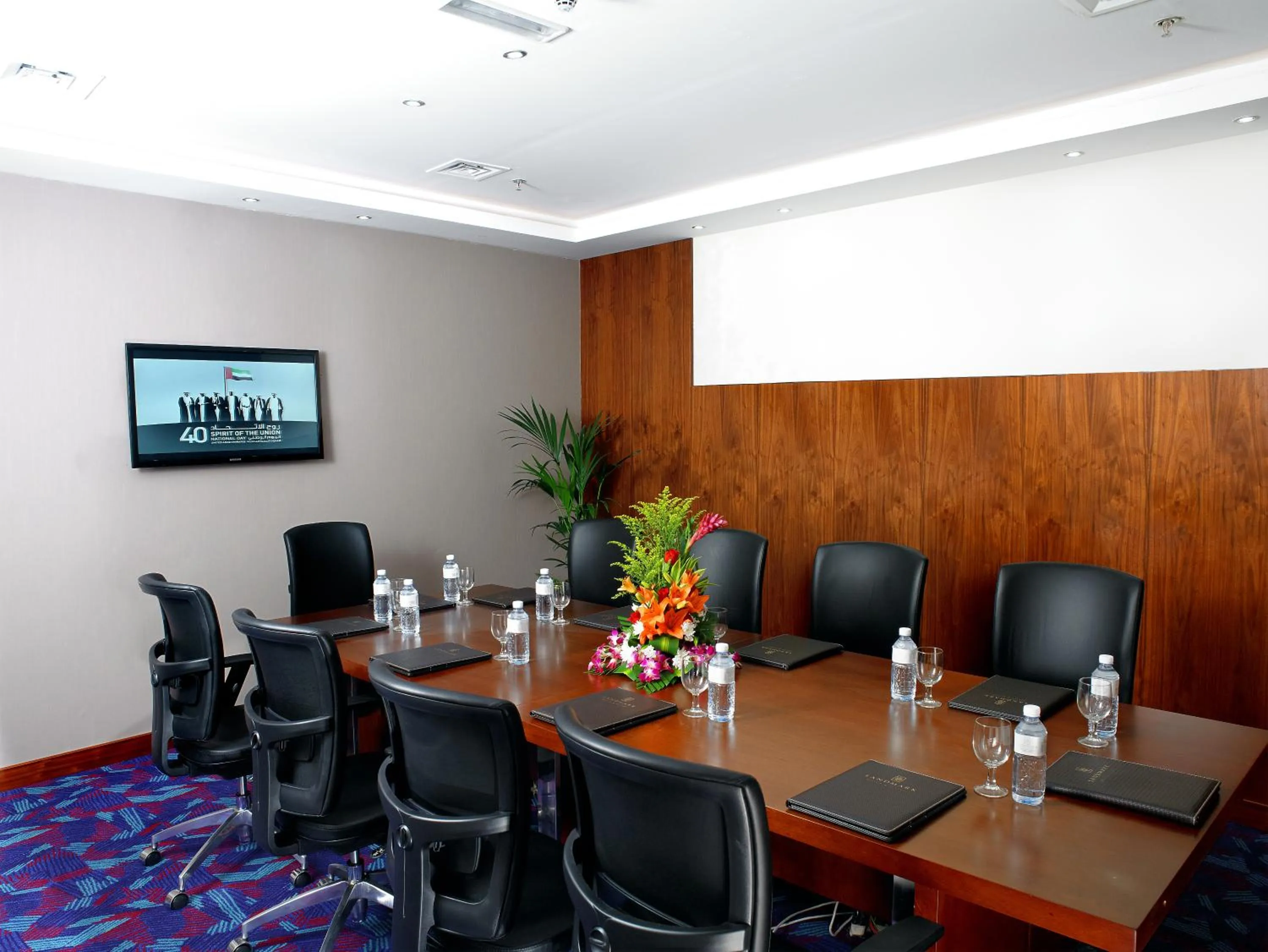 Business facilities in Landmark Grand Hotel