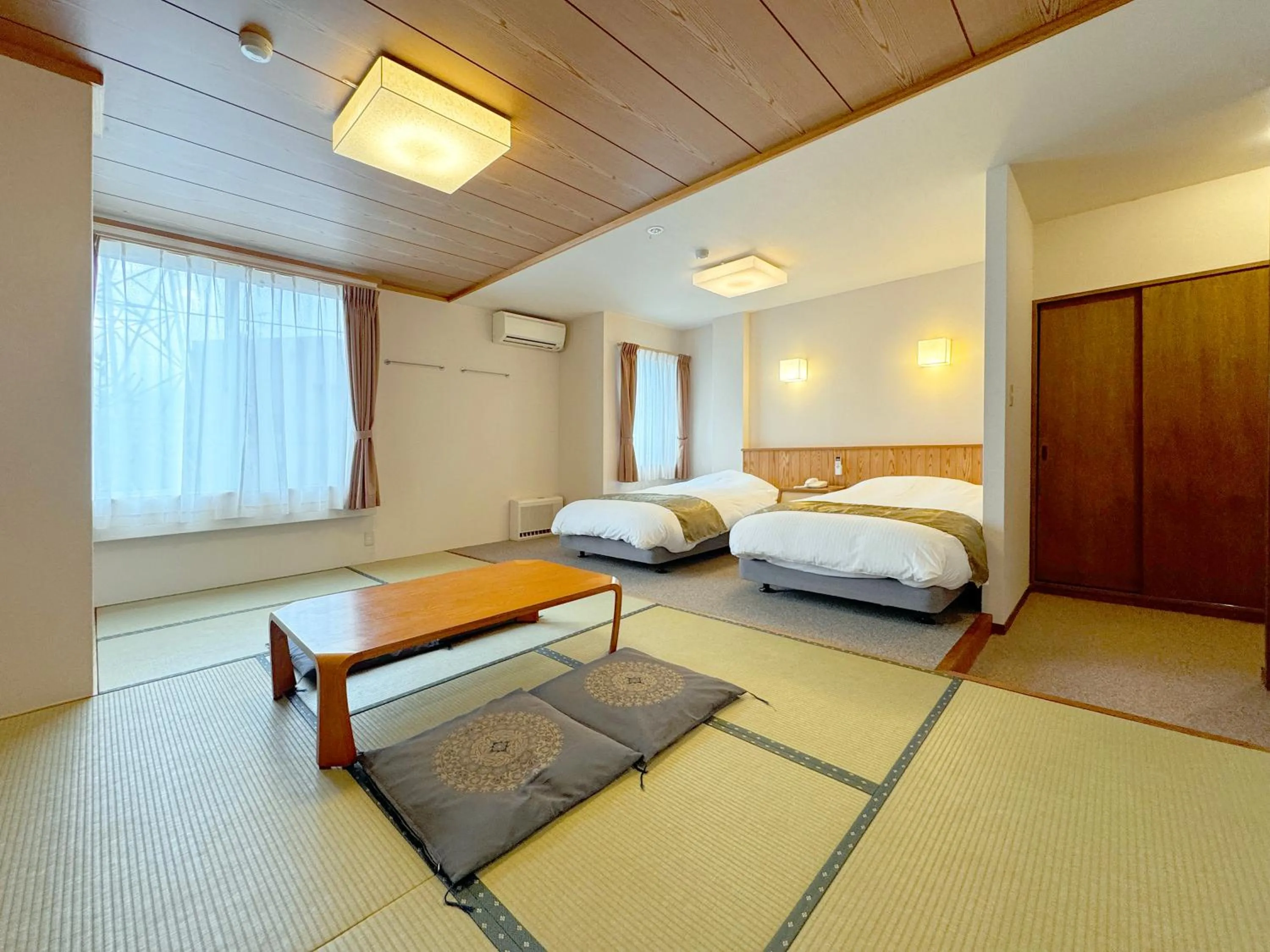 Area and facilities, Bed in Hotel Cerulean Alpine