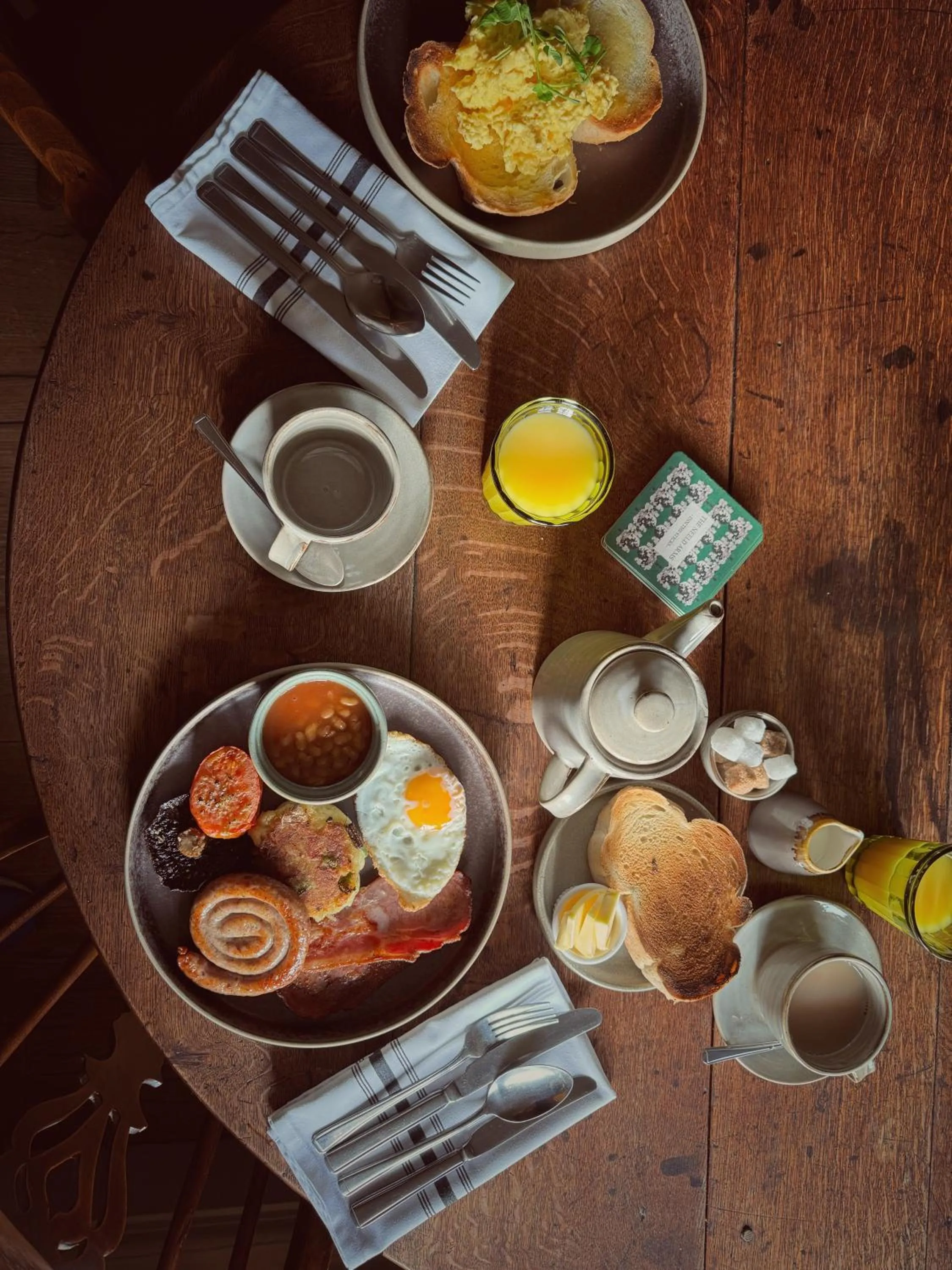 Breakfast in Neeld Arms