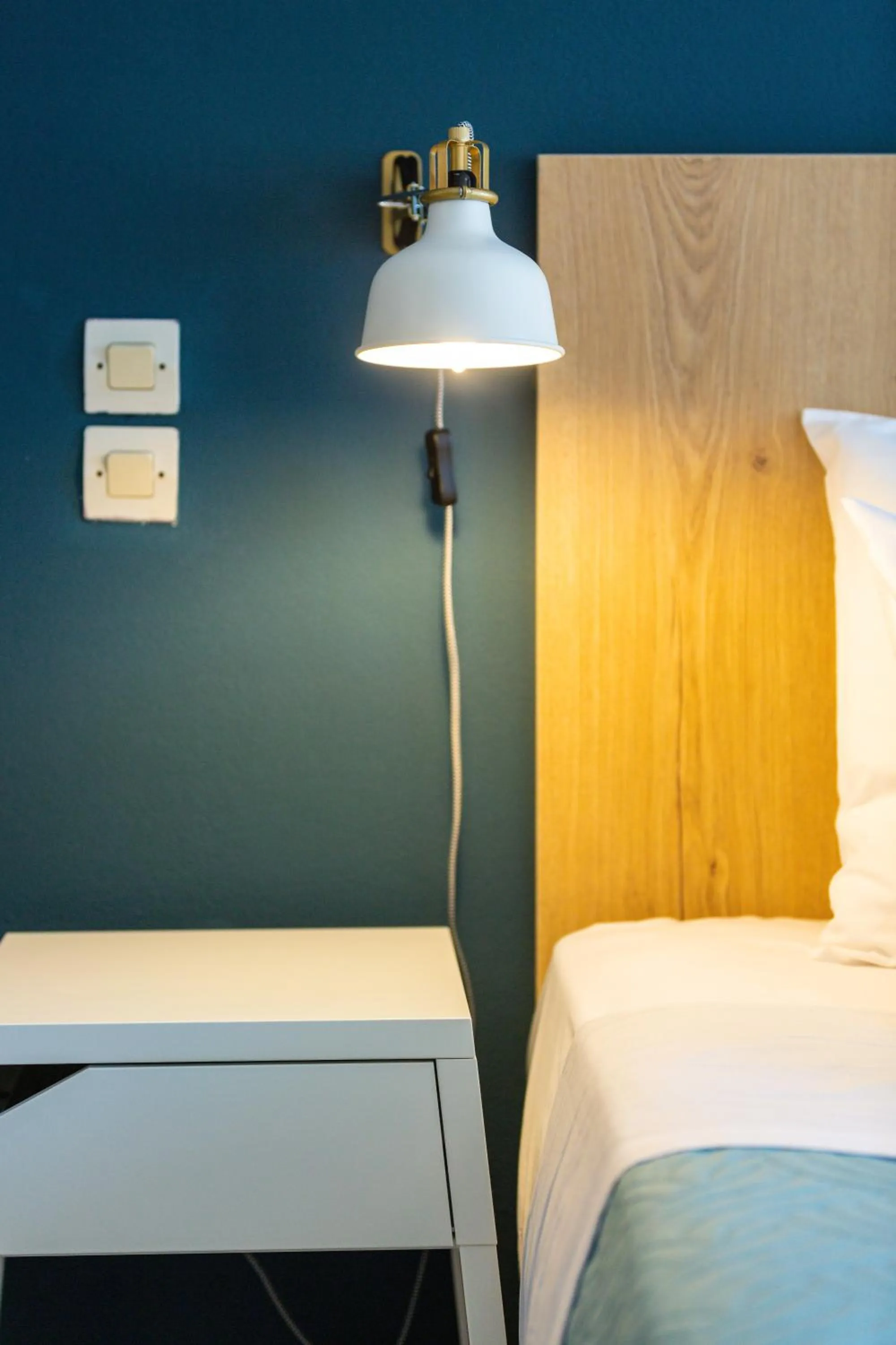 Bedroom, Bed in Theros