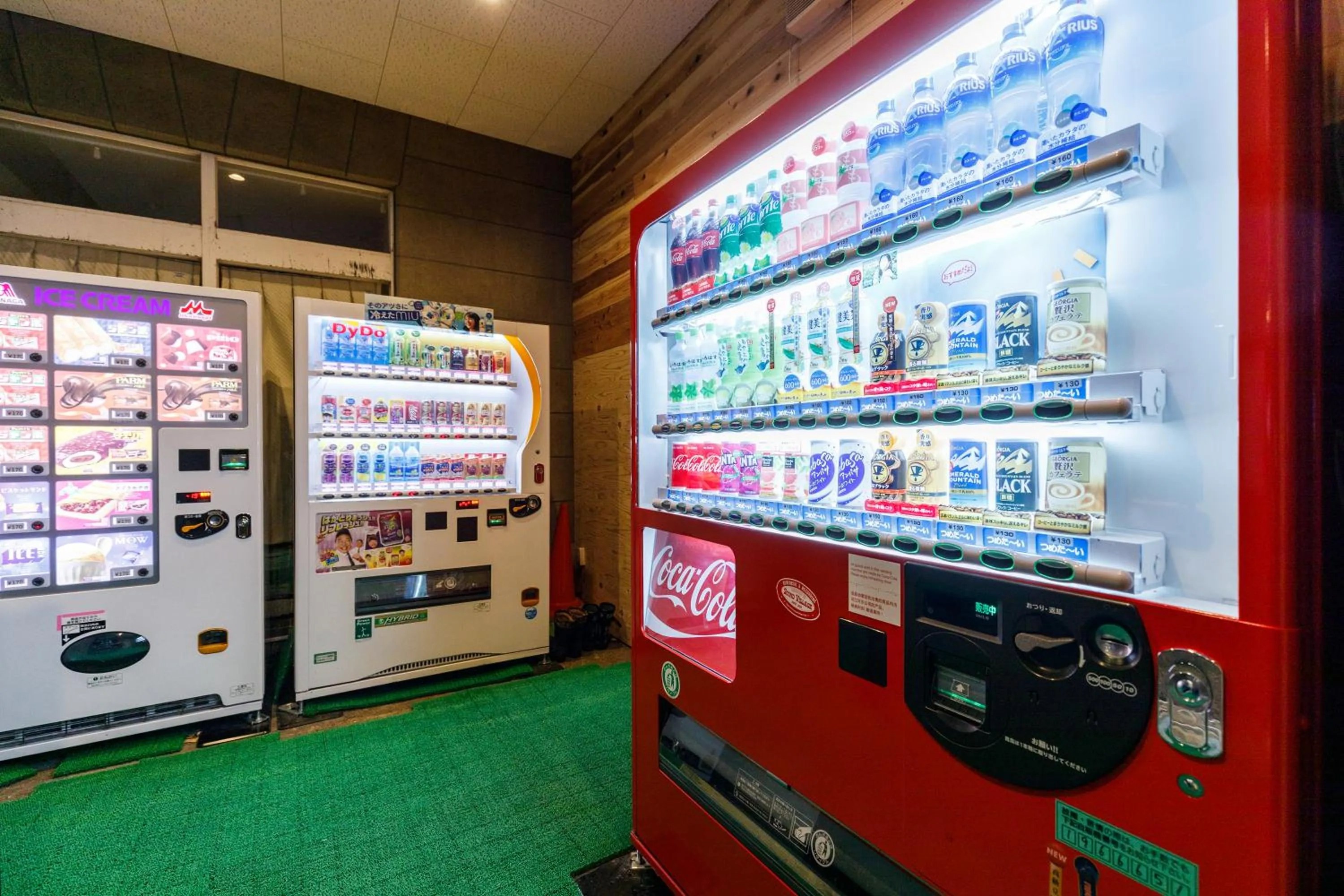 vending machine in ホテルけやきの樹