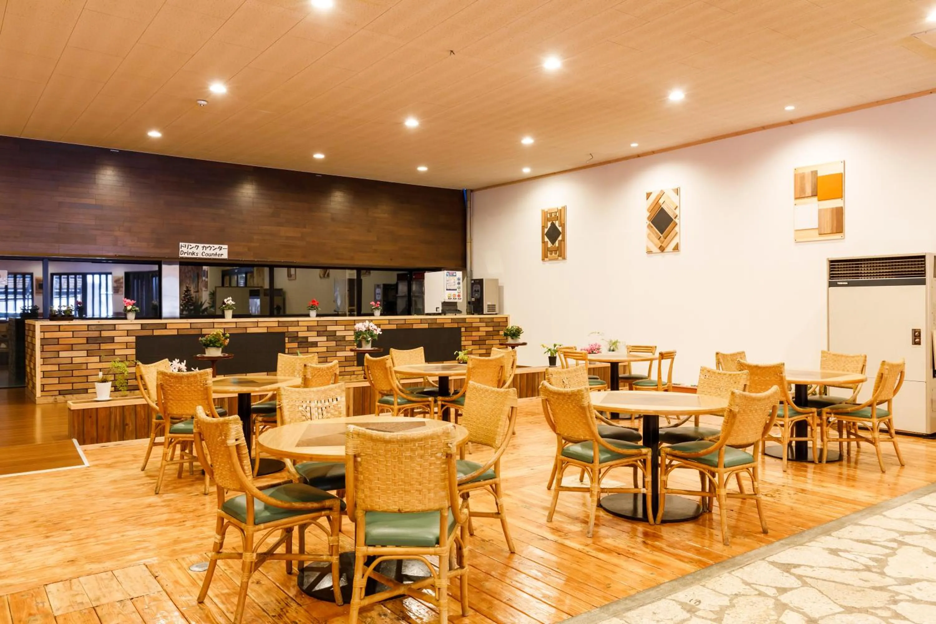 Restaurant/places to eat in ホテルけやきの樹