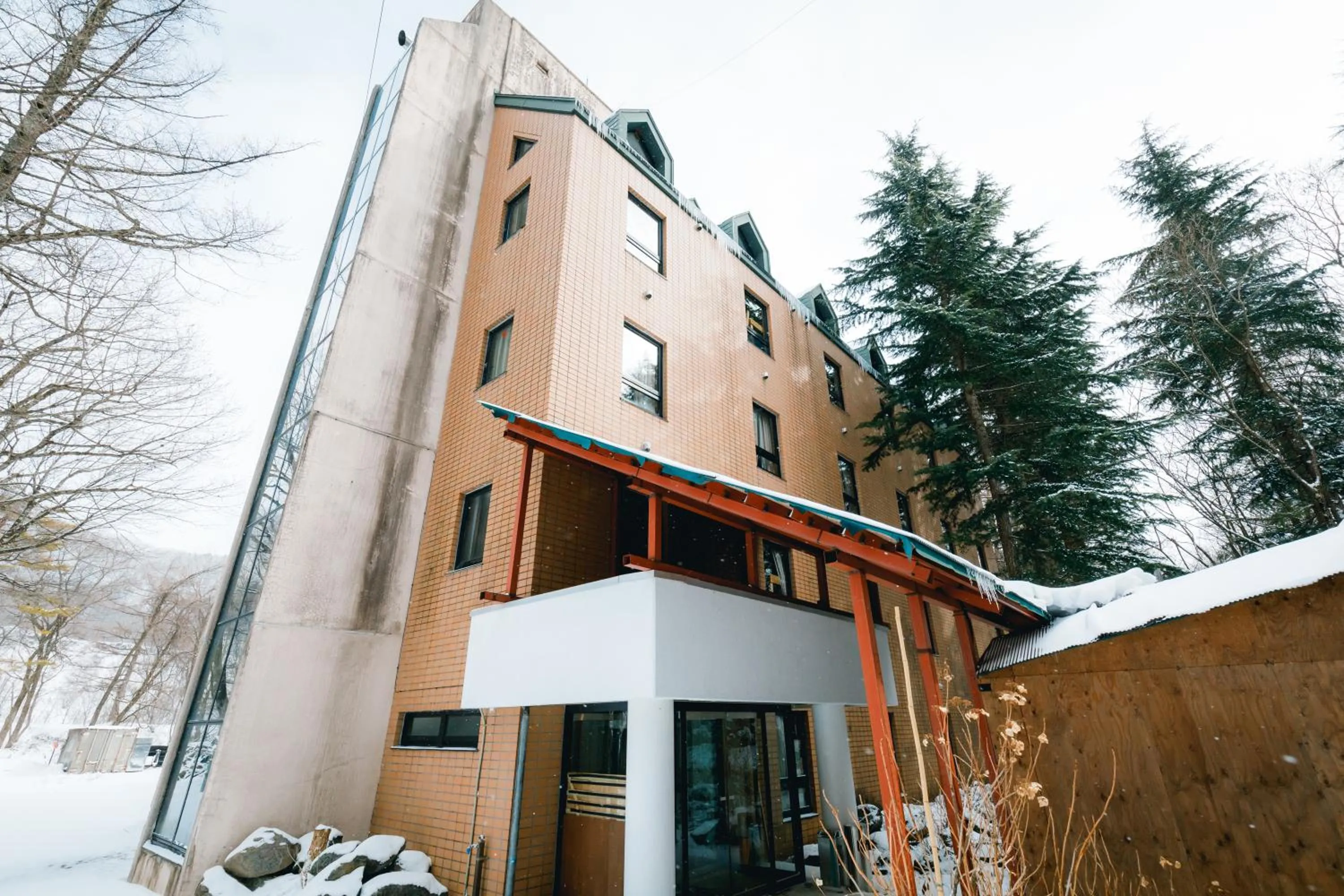 Property building in ホテルにれの樹