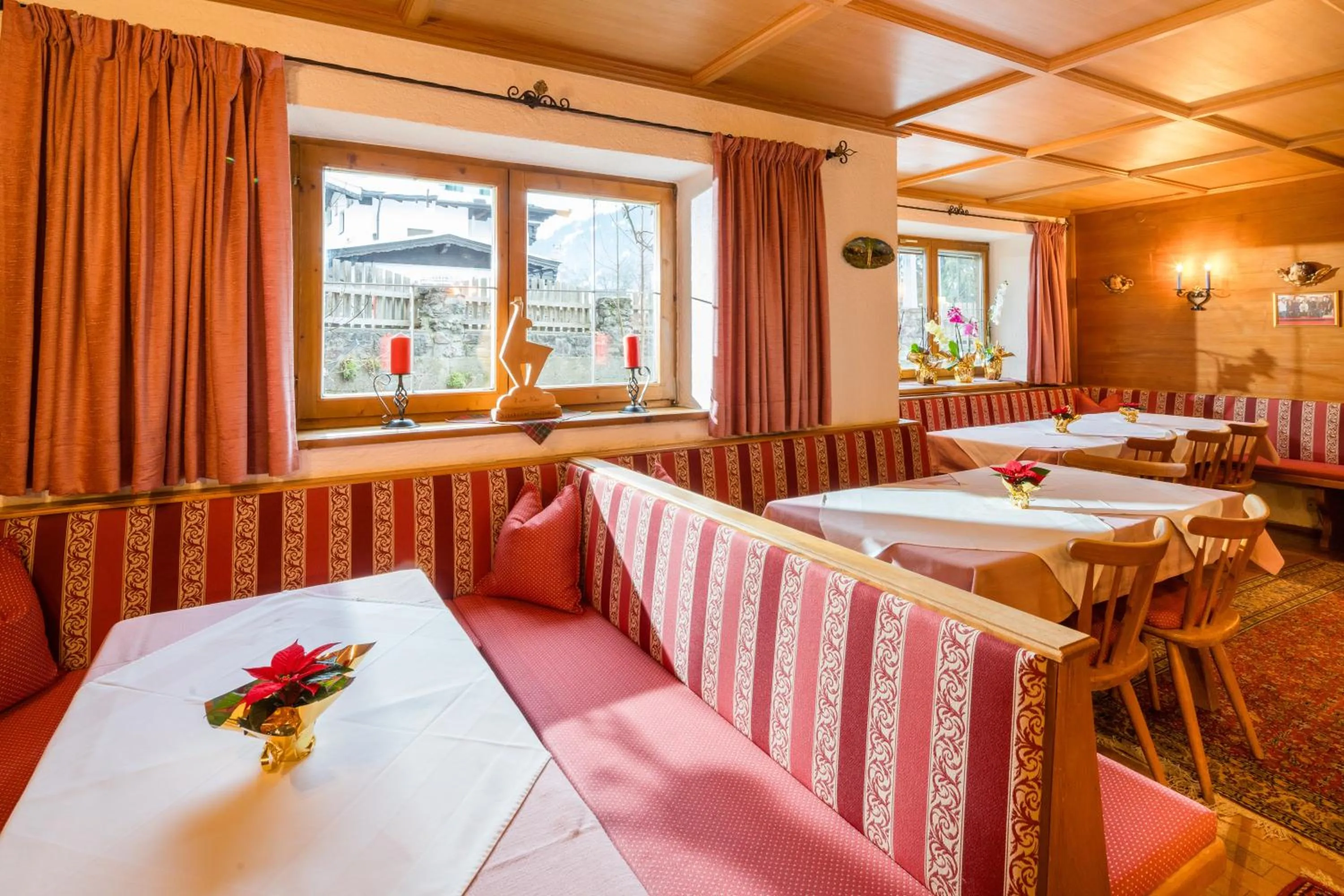 Restaurant/places to eat in Pension Rainhof