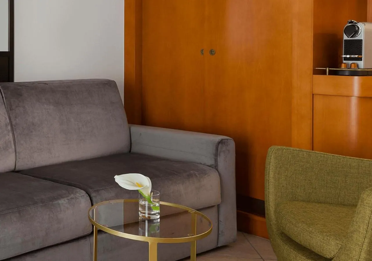 Seating area in Nehô Suites Cannes Croisette