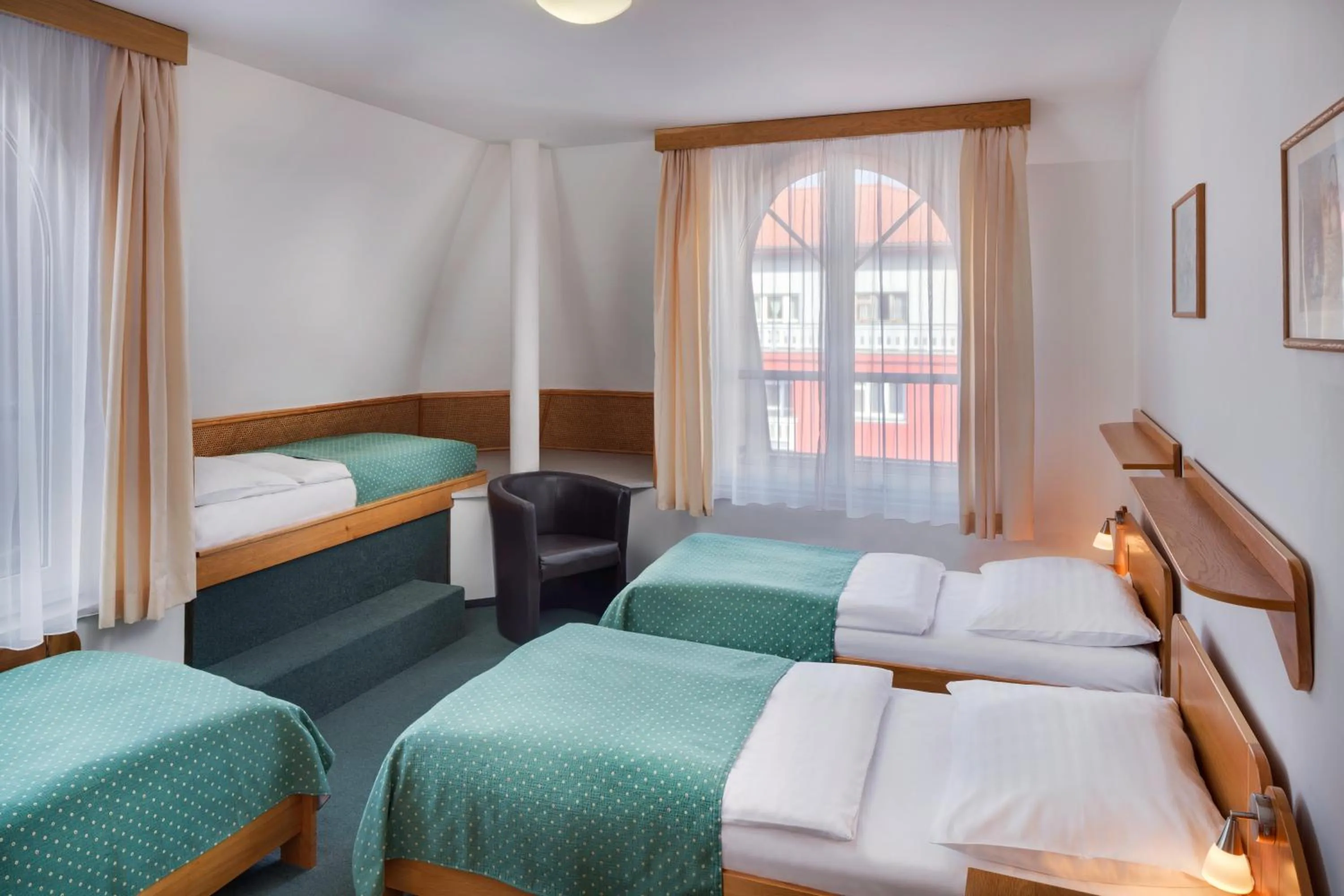 Bedroom, Bed in Hotel Otar