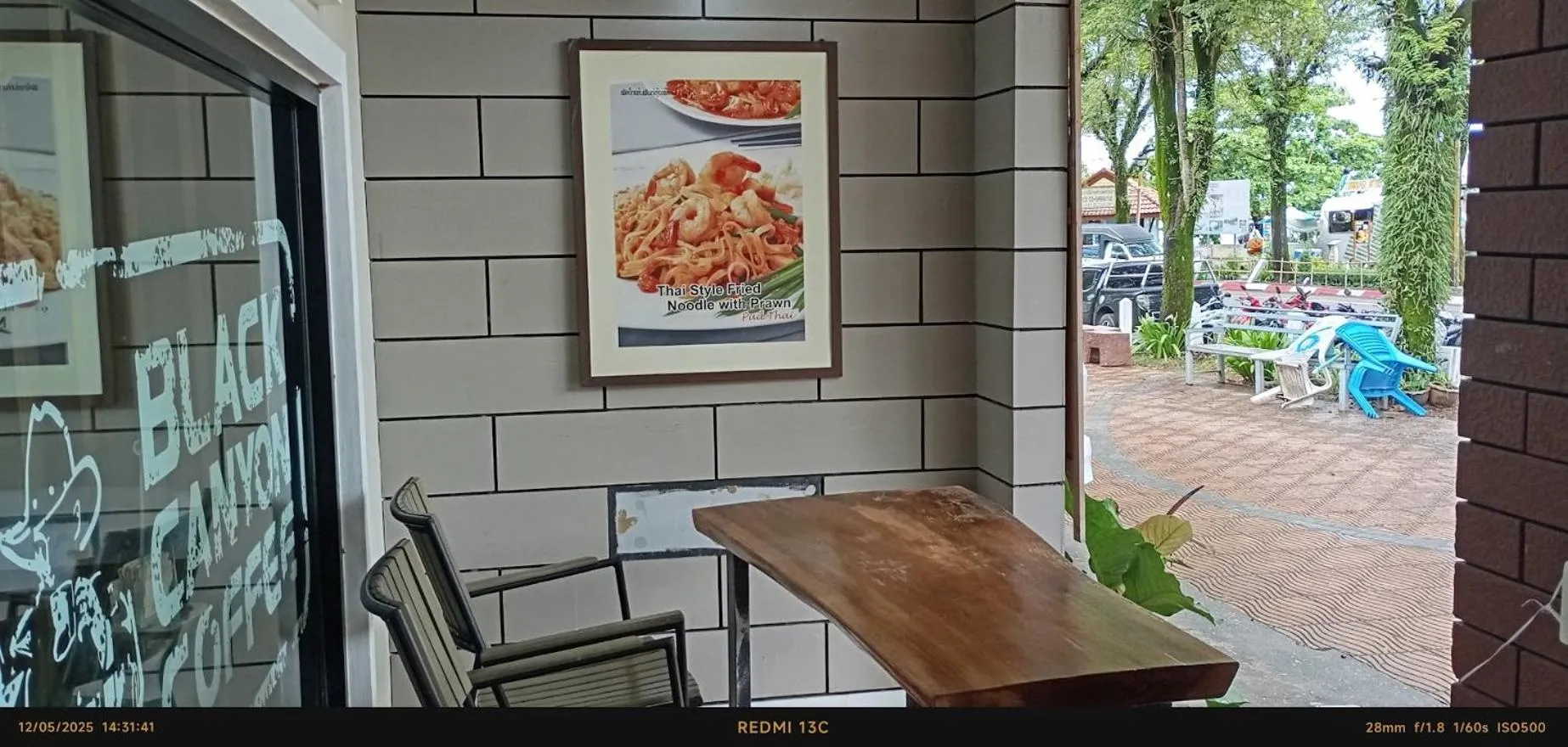 Restaurant/places to eat in Sea Star House