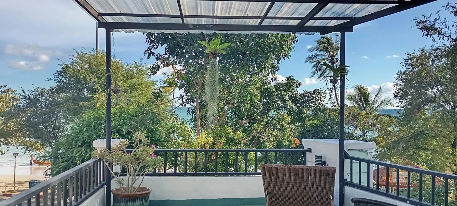 Patio in Sea Star House