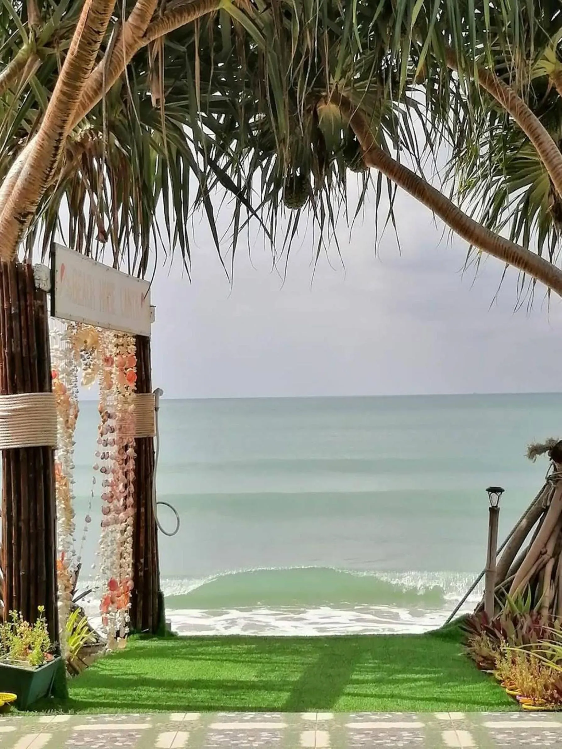 Sea view in Beach Home Lanta