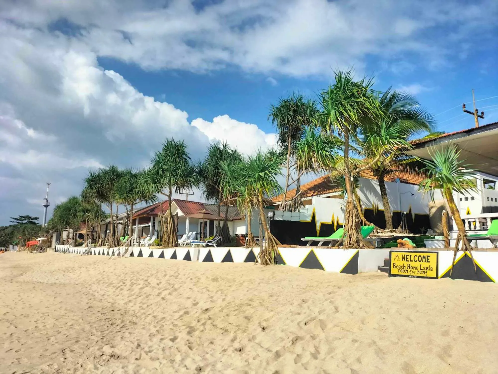 Day in Beach Home Lanta