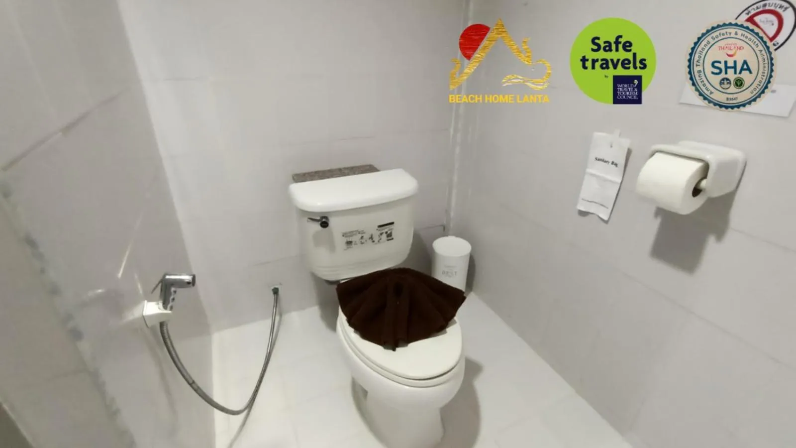 Bathroom in Beach Home Lanta