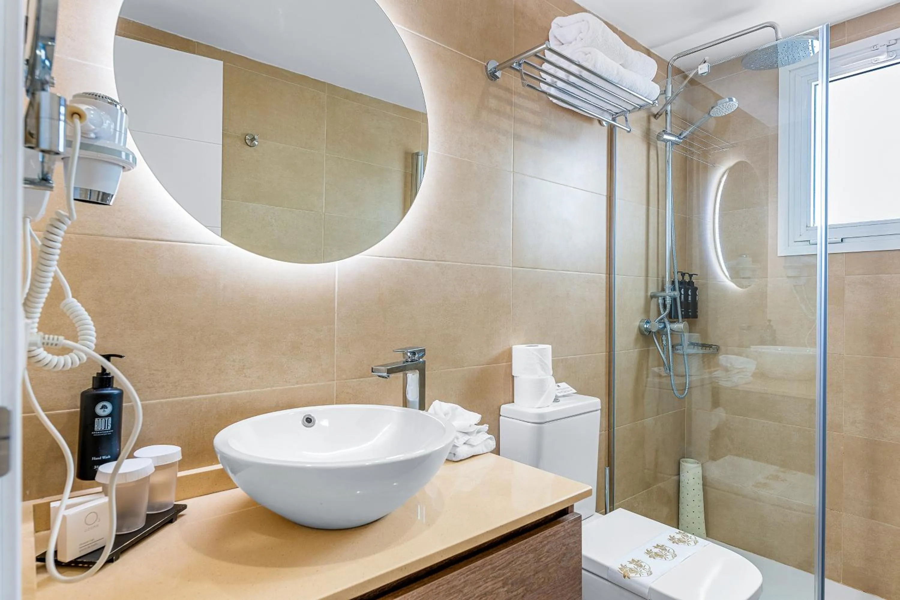 Bathroom in Wyndham Residences Golf del Sur