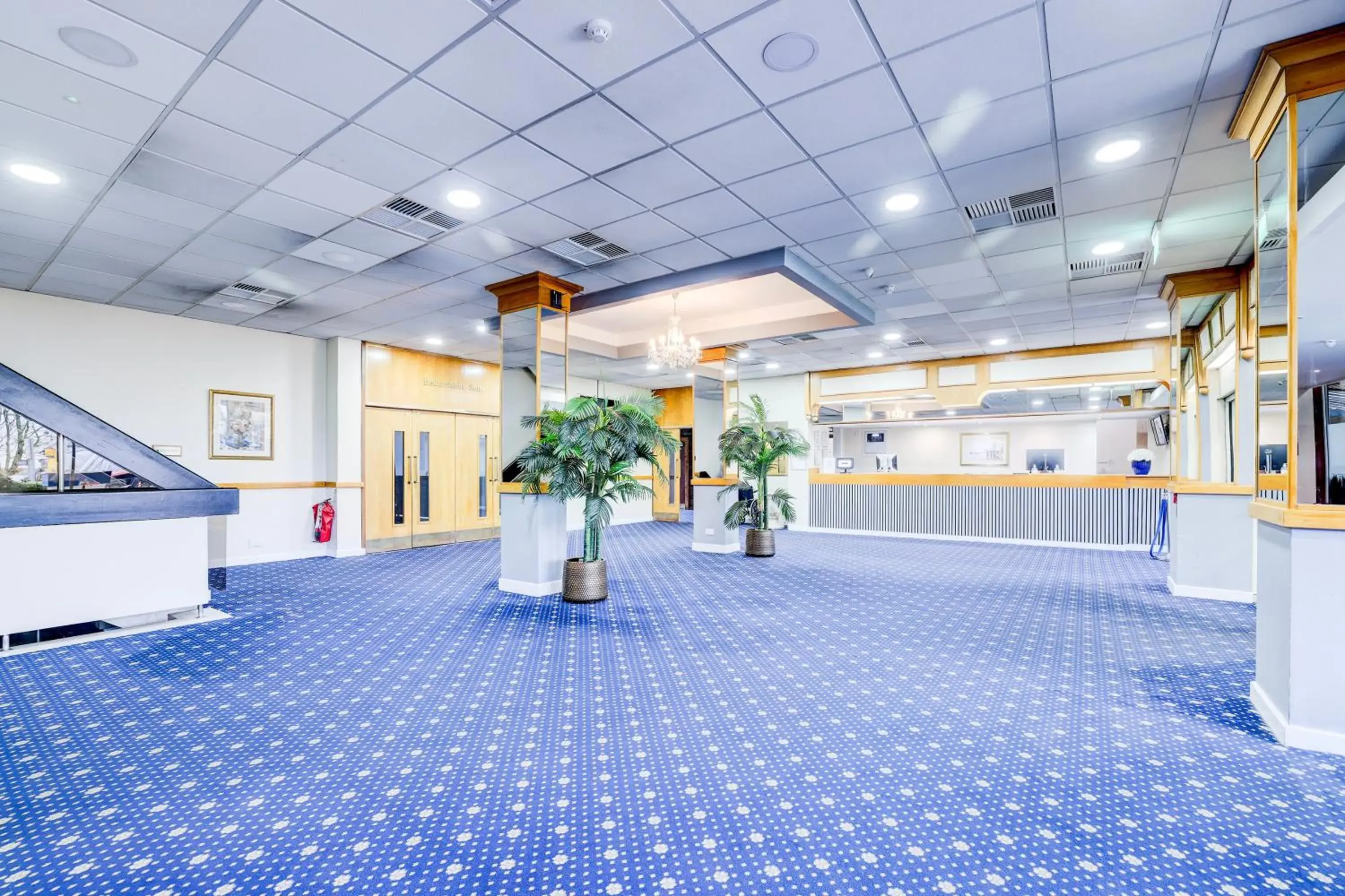 Lobby or reception in OYO The Chiltern Hotel Lobby or reception in OYO The Chiltern Hotel