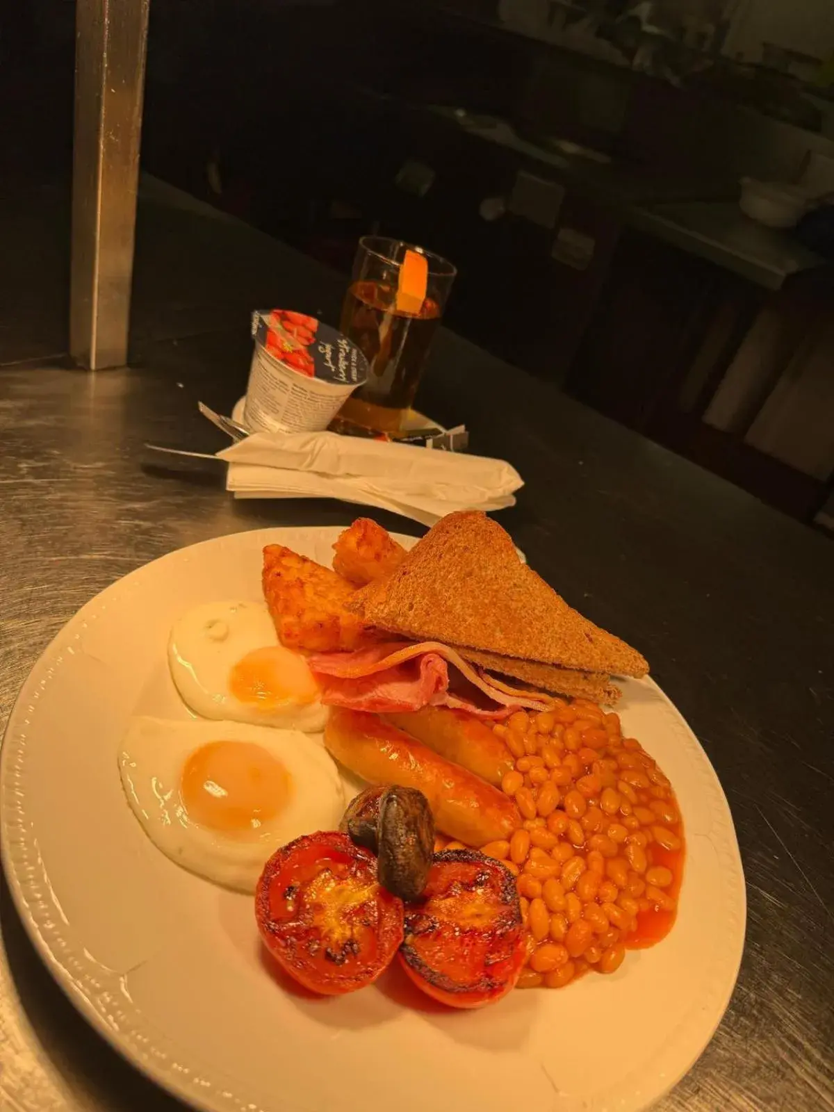 Breakfast in OYO The Chiltern Hotel Breakfast in OYO The Chiltern Hotel