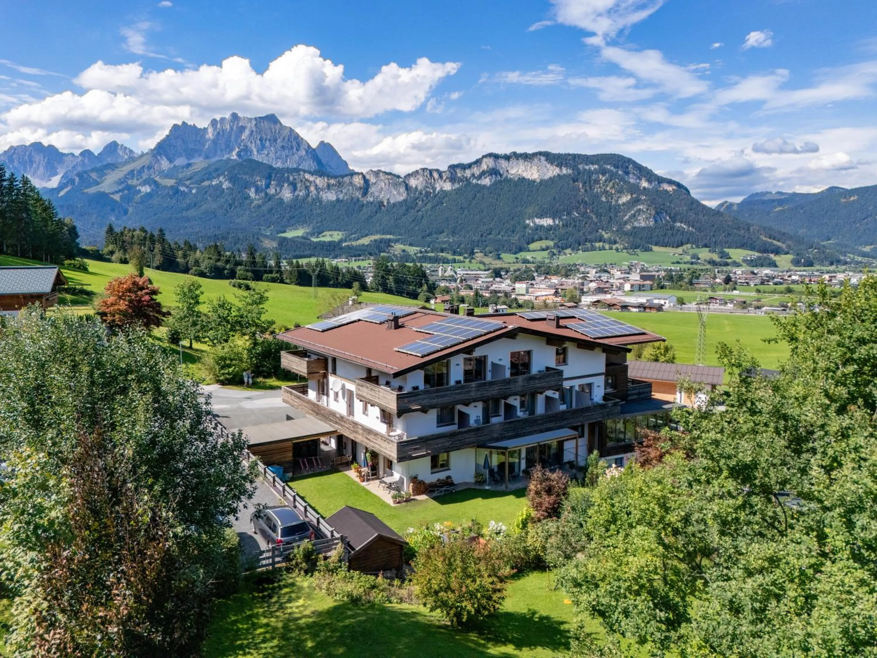 Property building in Pension Noella