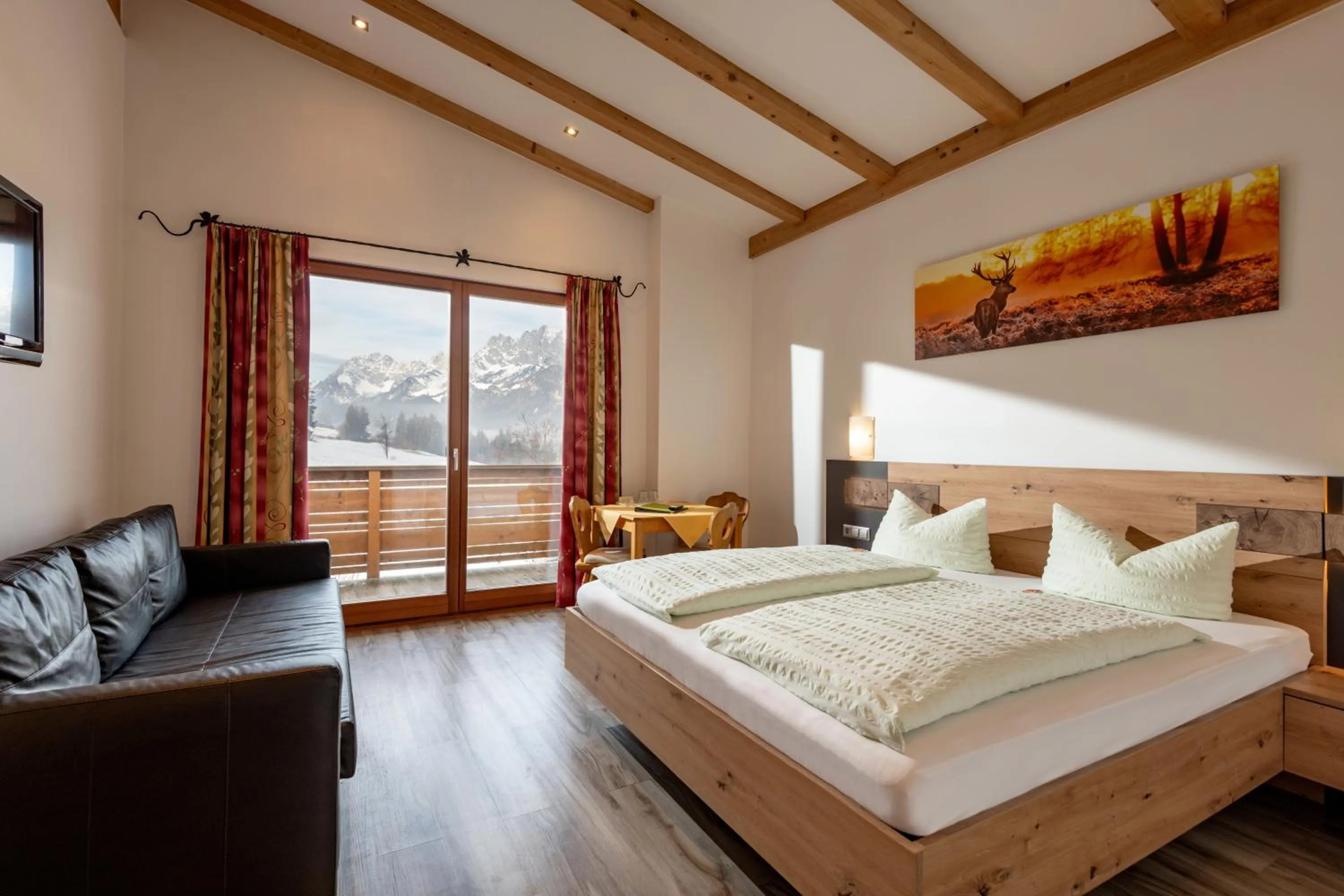 Photo of the whole room, Bed in Pension Noella