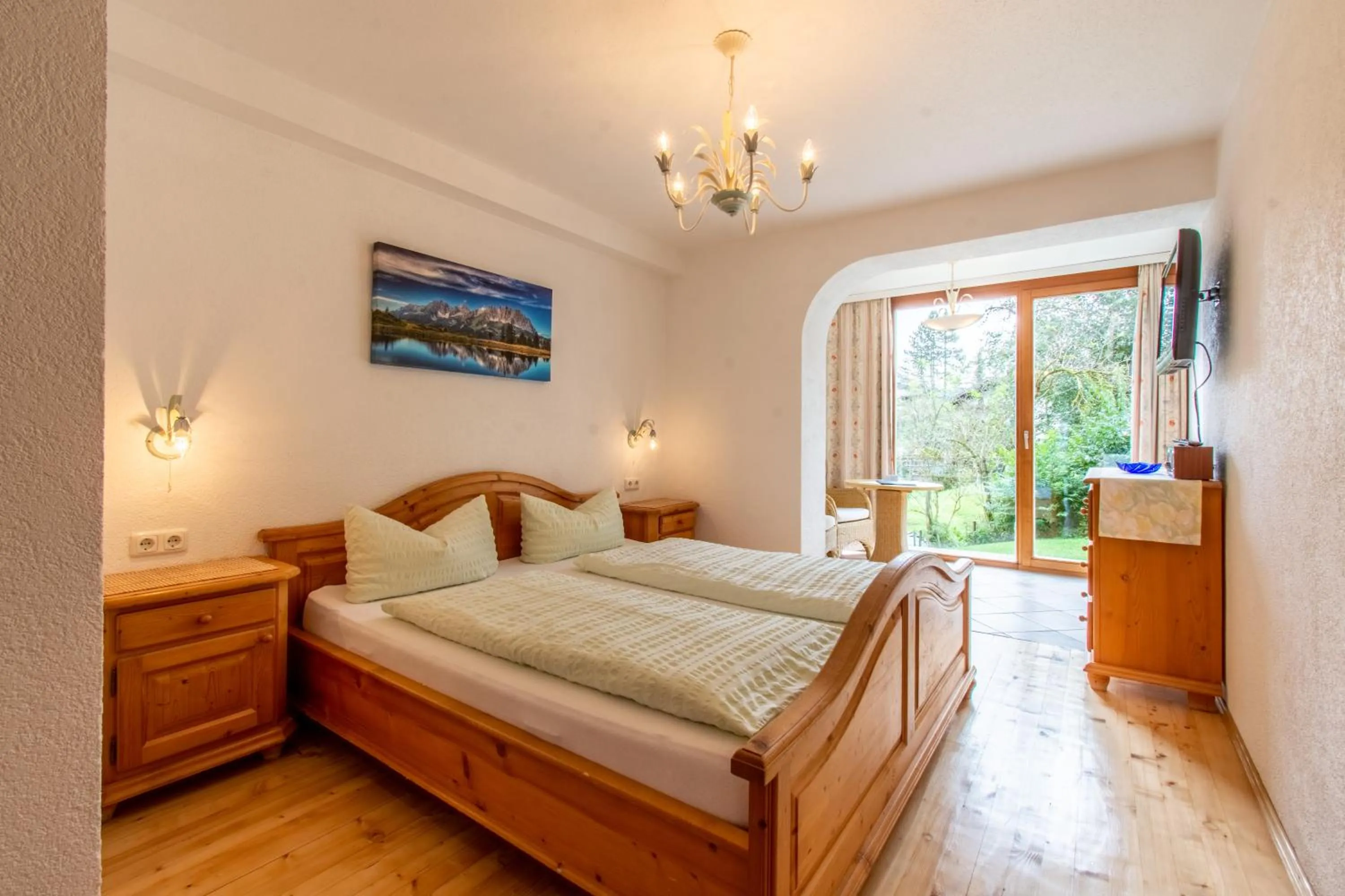 Photo of the whole room, Bed in Pension Noella