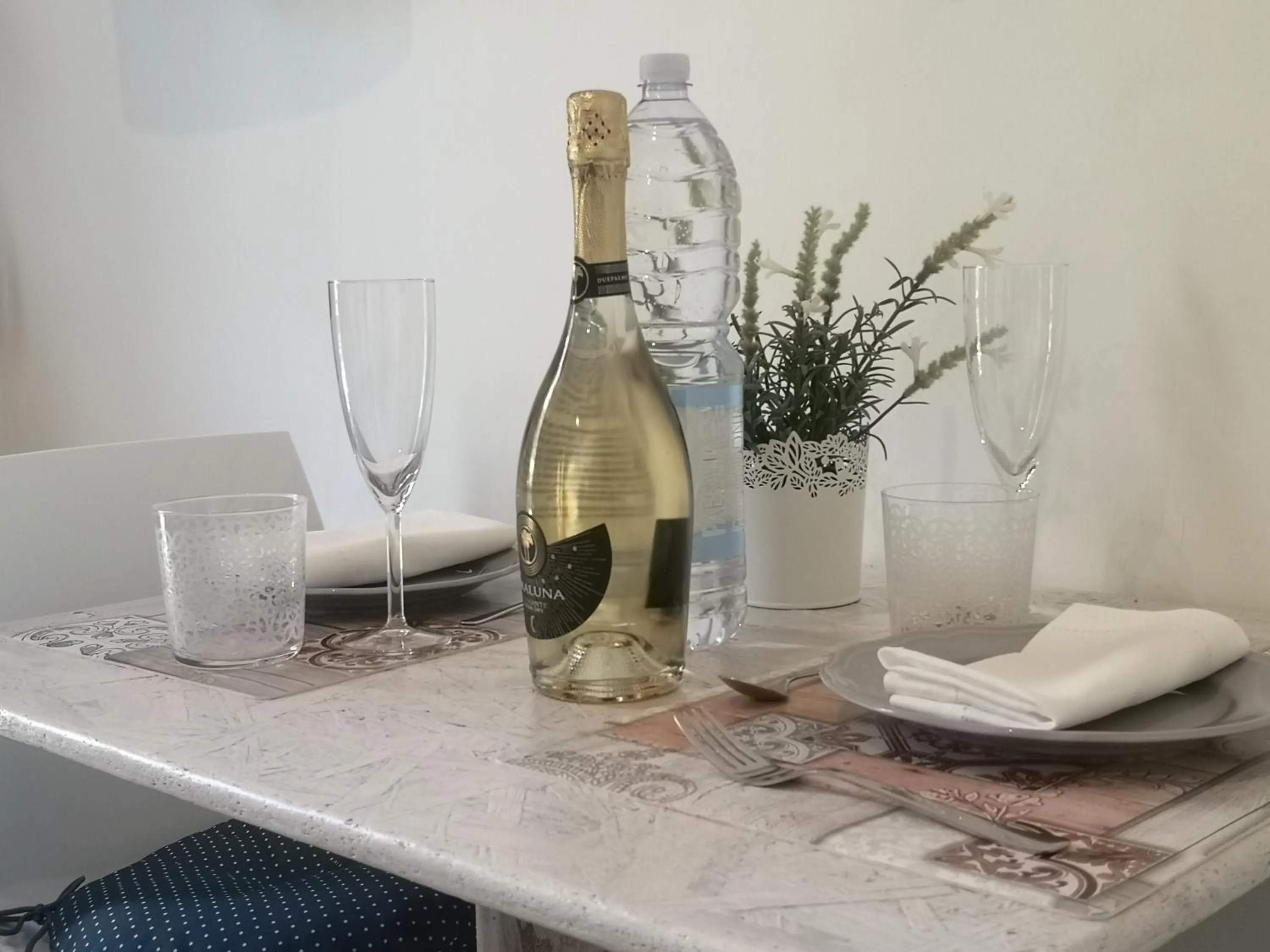 Dining area in Eccelsoleccese Boutique B&B - steps from the Historic Center