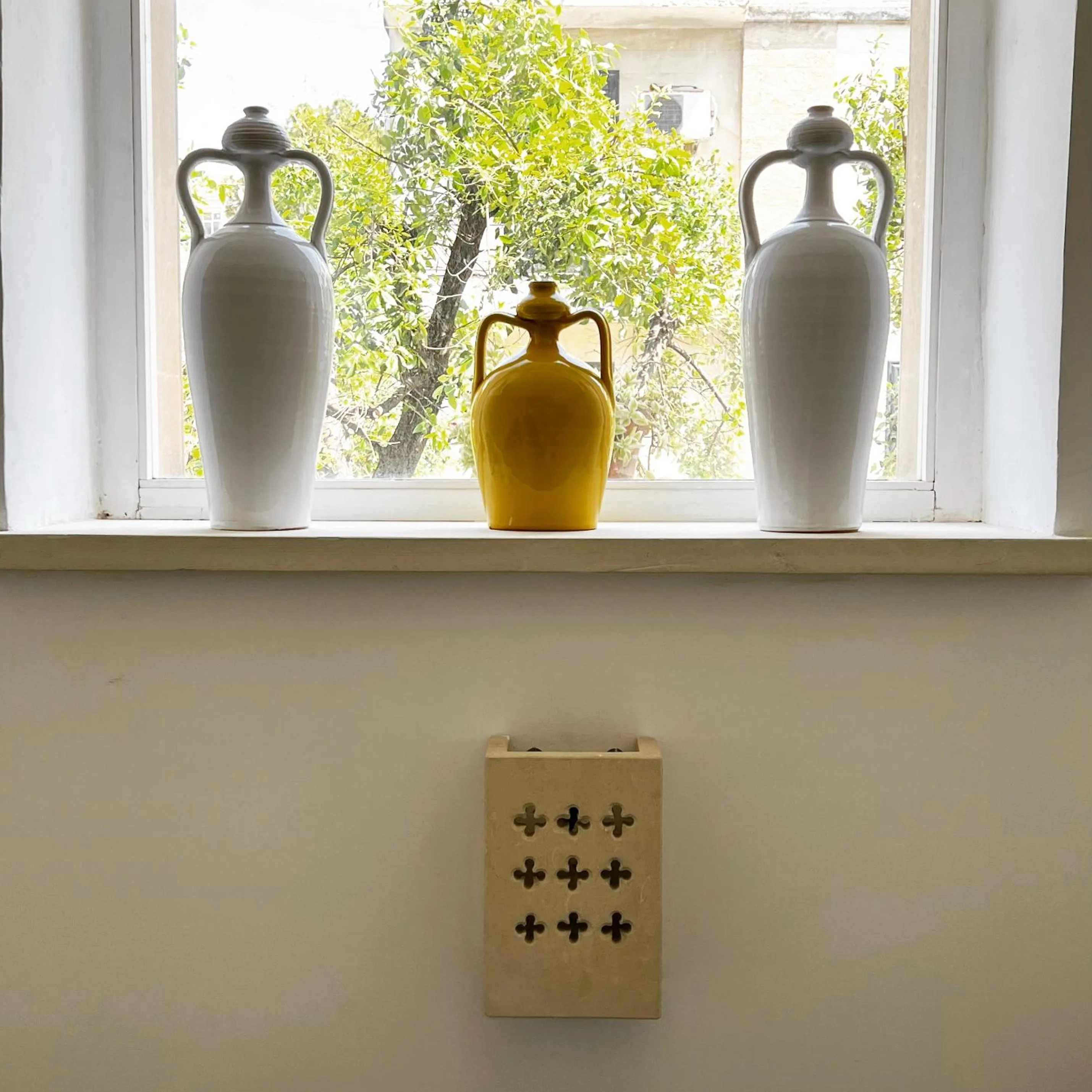 TV and multimedia in Eccelsoleccese Boutique B&B - steps from the Historic Center