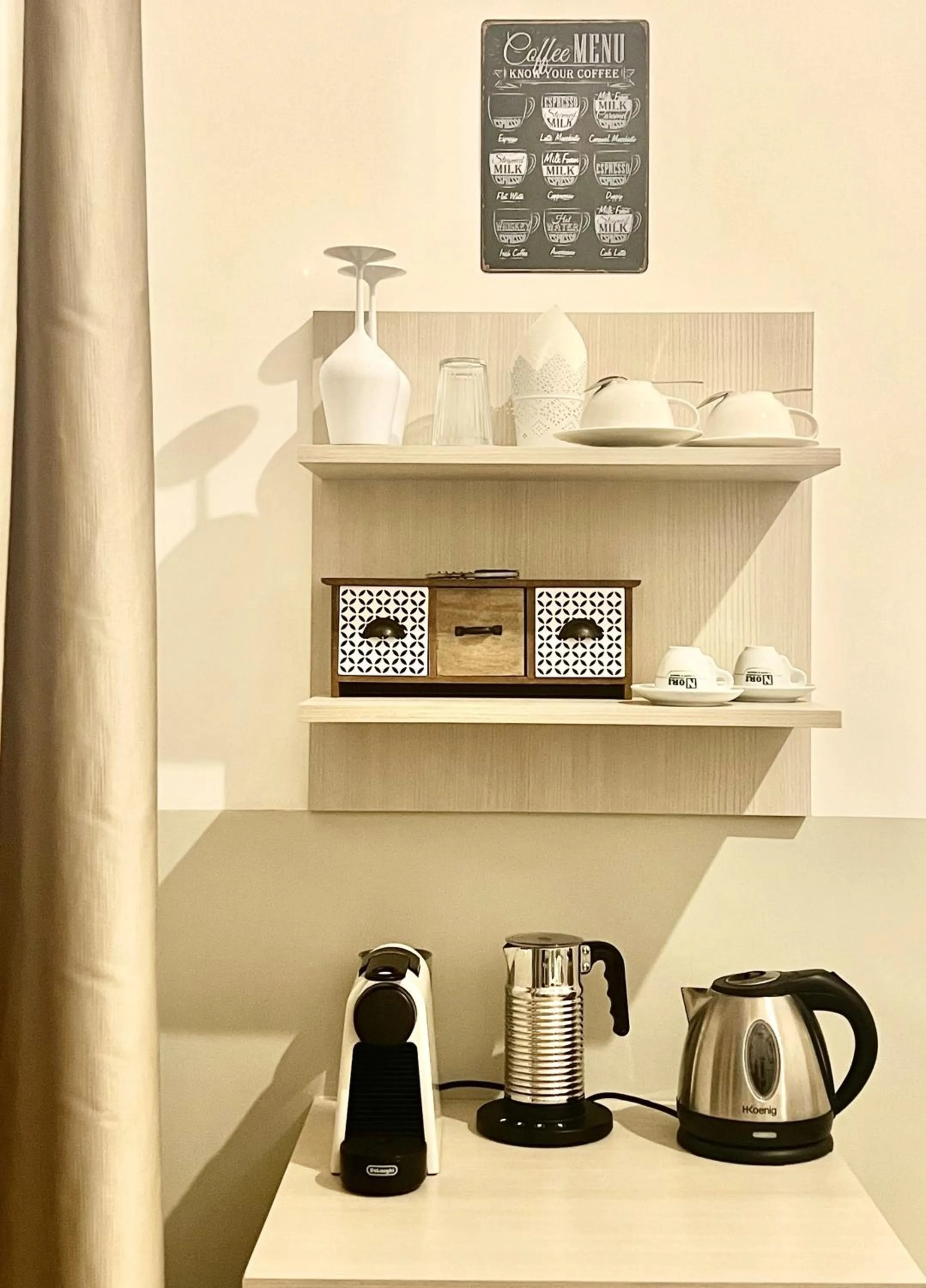 Breakfast in Eccelsoleccese Boutique B&B - steps from the Historic Center