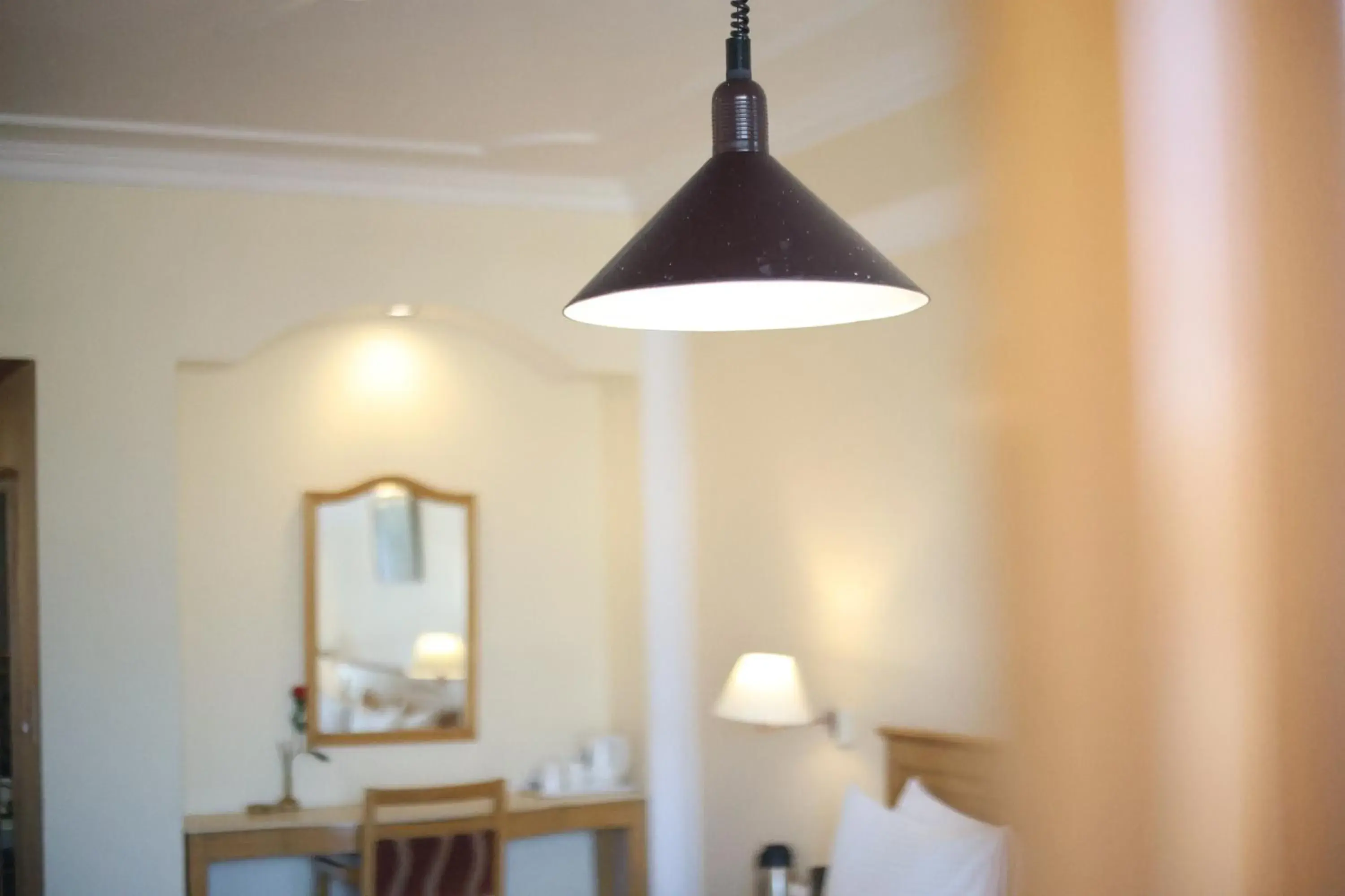 Bedroom in Hotel Willow Banks Shimla Bedroom in Hotel Willow Banks Shimla