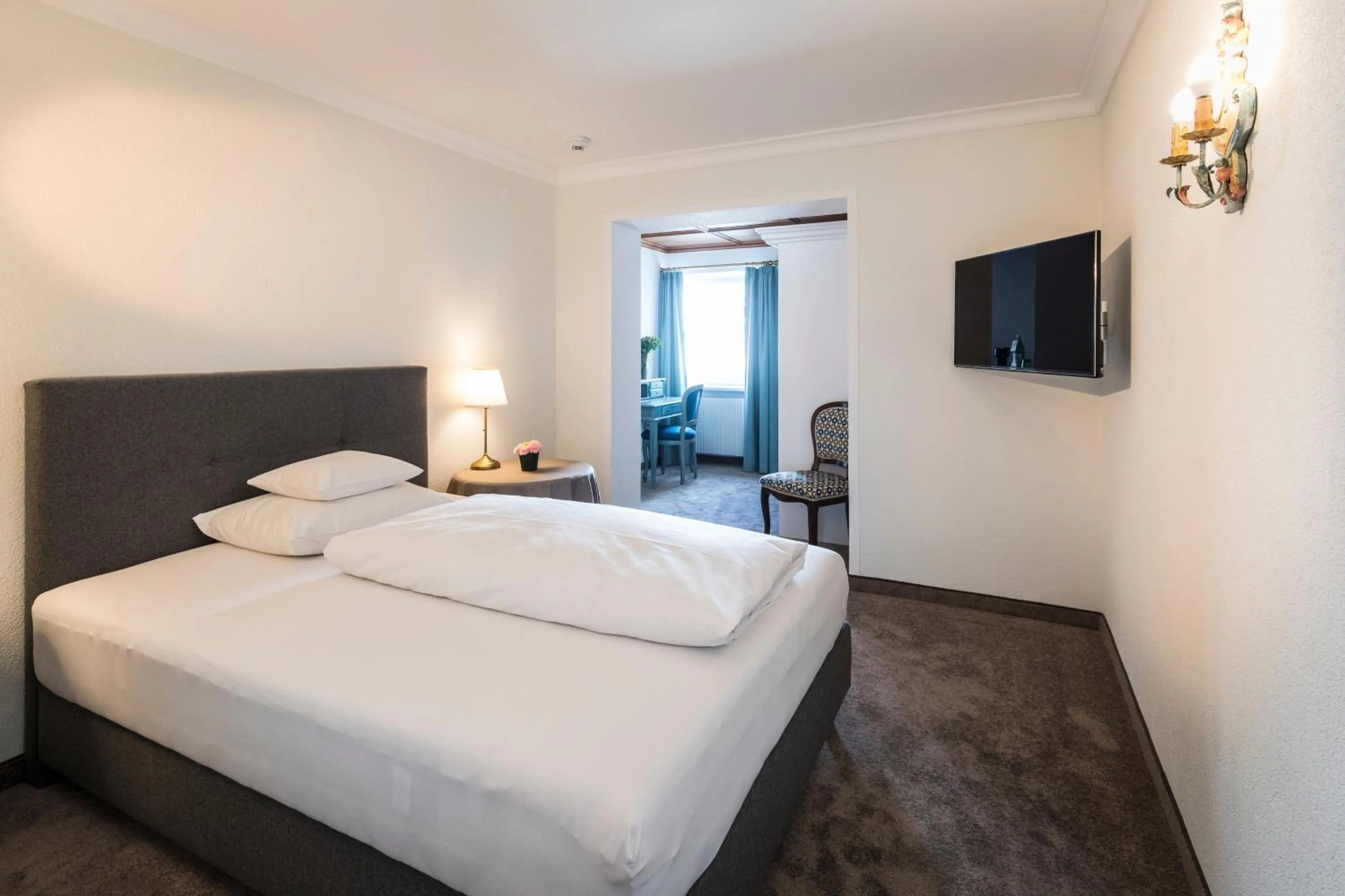 Photo of the whole room, Bed in Hotel Hirlanda