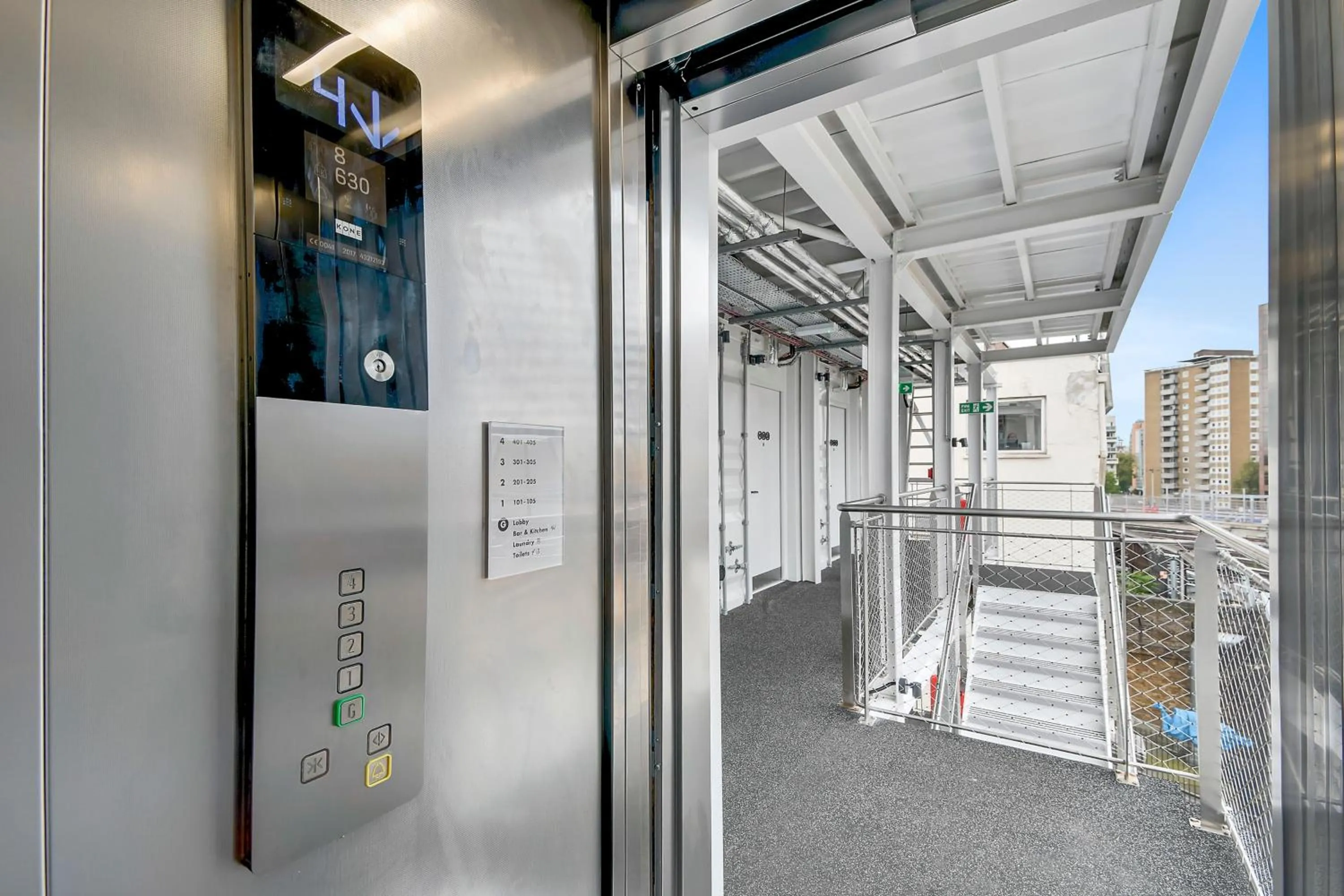 Inner courtyard view in Stow Away Waterloo