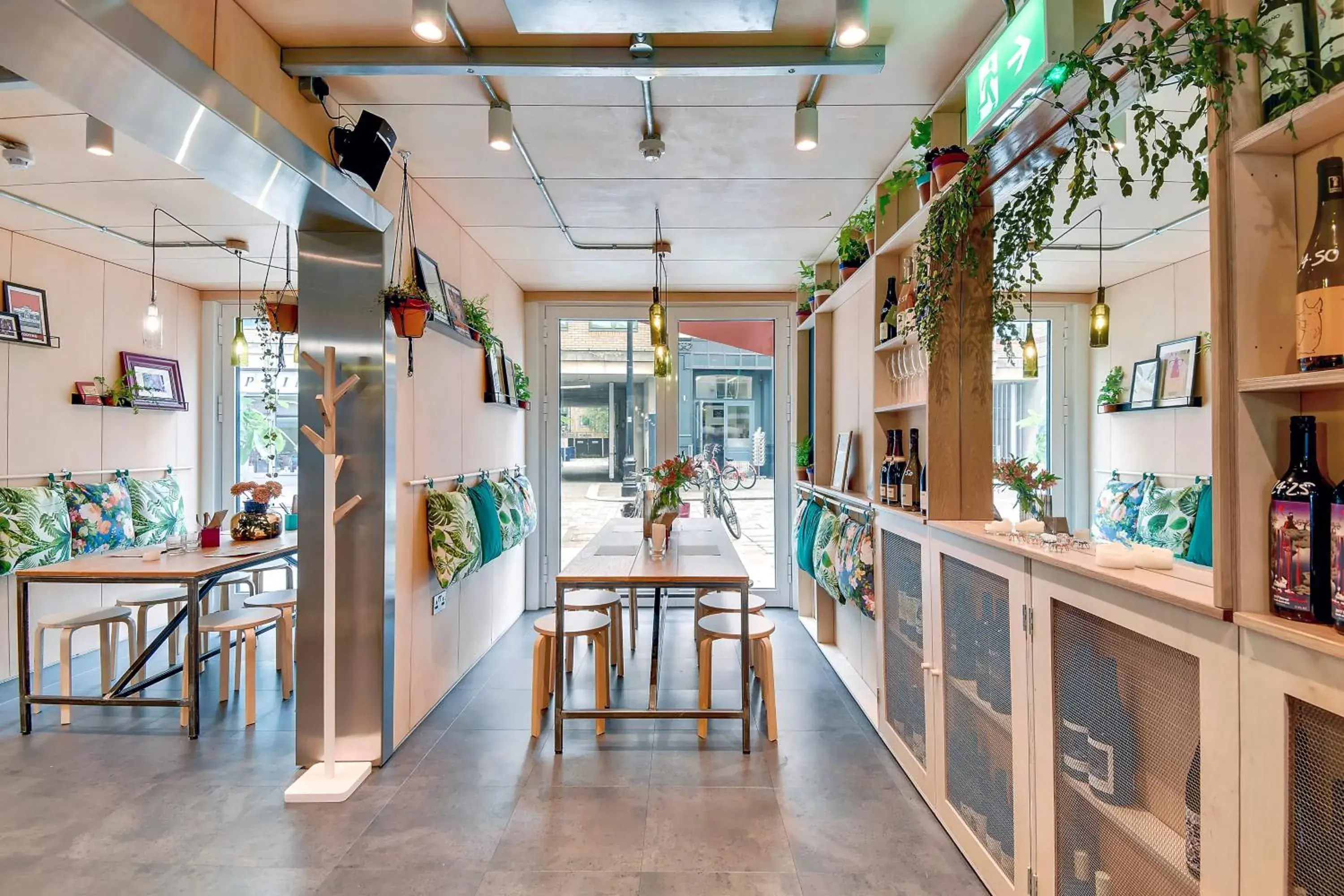 Restaurant/places to eat in Stow Away Waterloo Restaurant/places to eat in Stow Away Waterloo