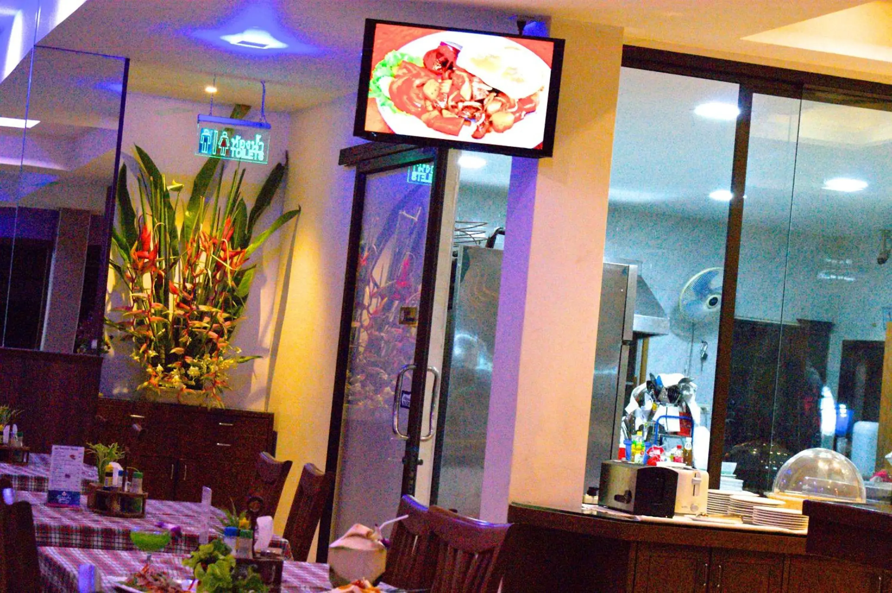 Restaurant/places to eat in Orchid Resortel Restaurant/places to eat in Orchid Resortel