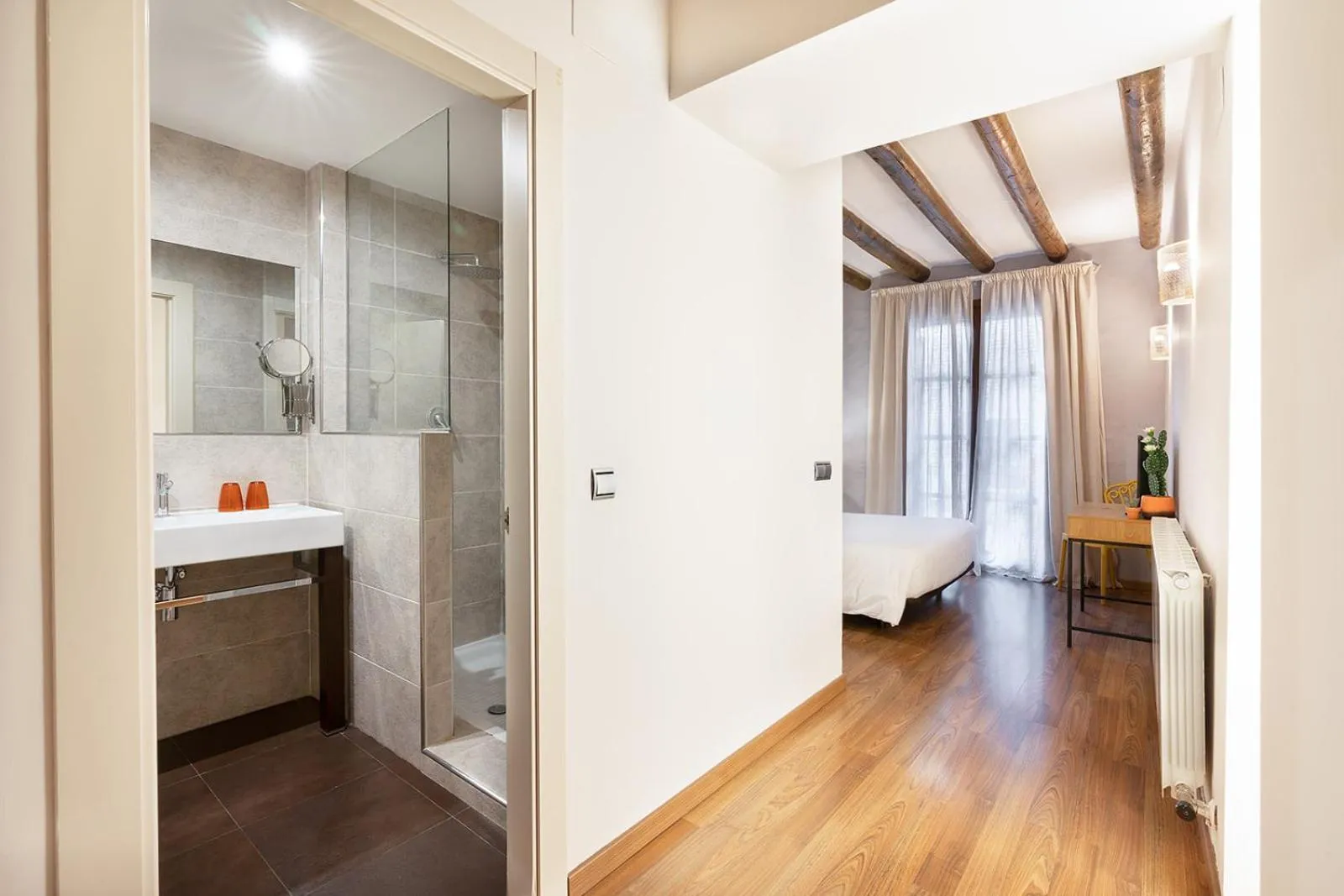 Bed in Hostal Pichorradicas
