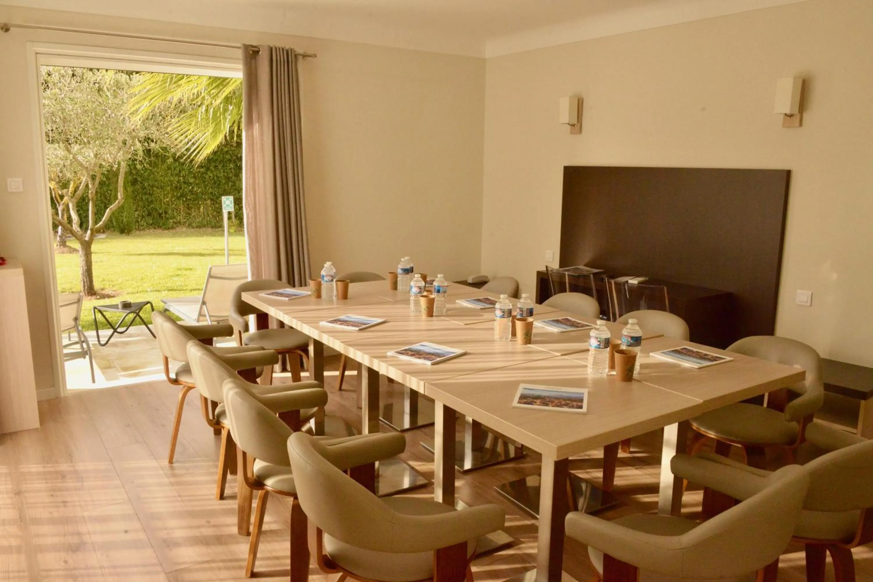 Business facilities in Hôtel Villa Sophia - ADULTS ONLY JULY AND AUGUST