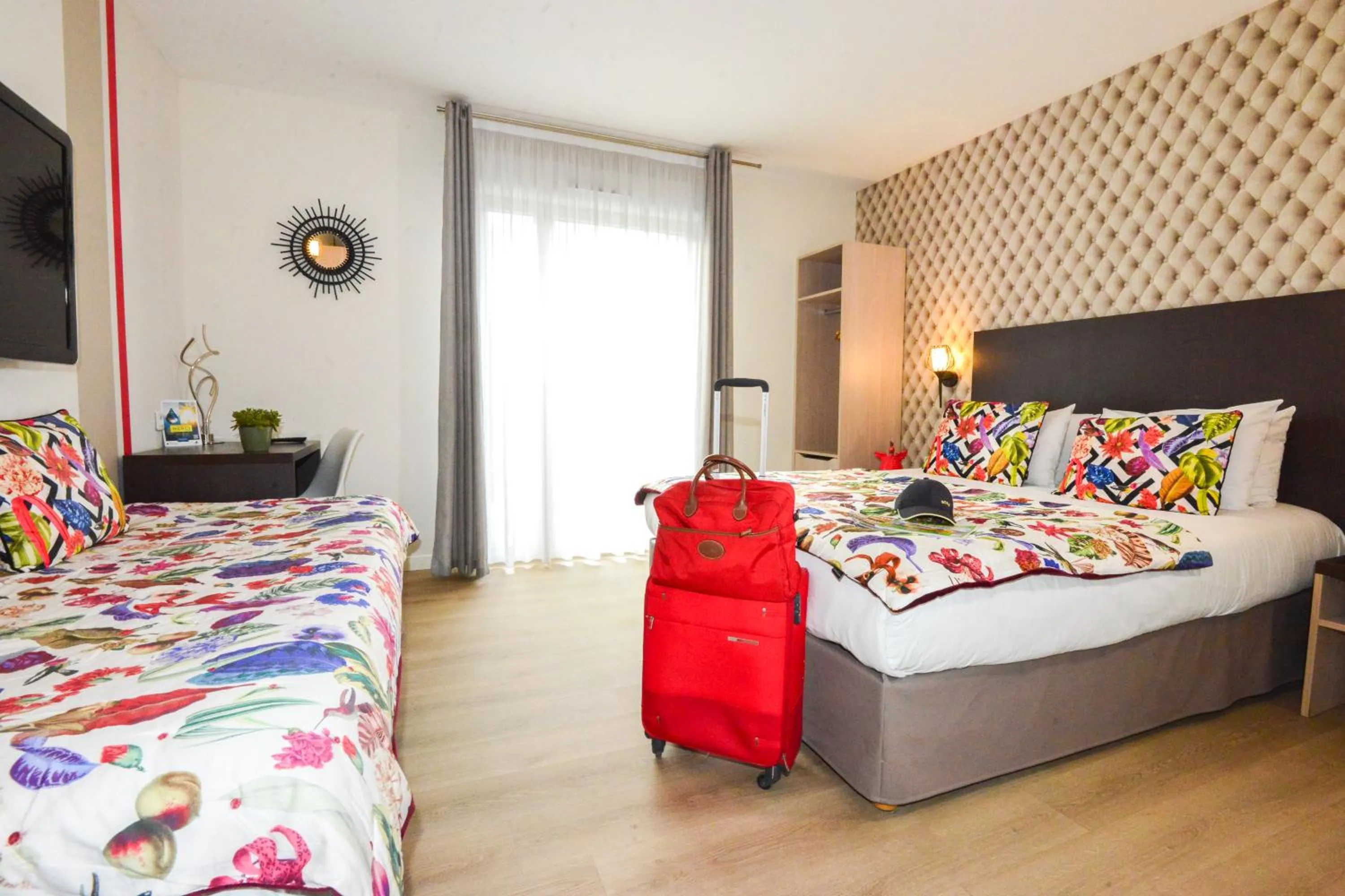 Bed in Hôtel Villa Sophia - ADULTS ONLY JULY AND AUGUST