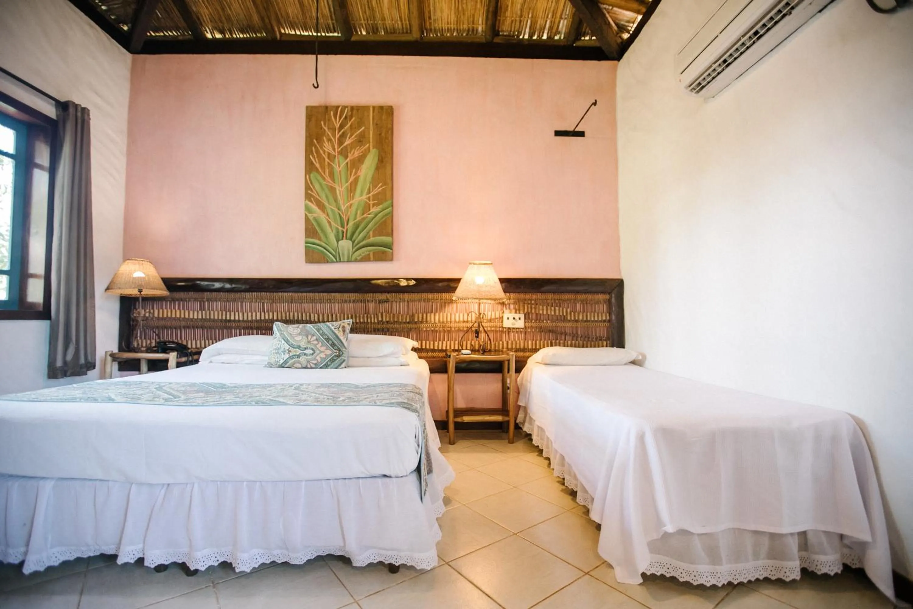 Bed in Pousada Burundanga