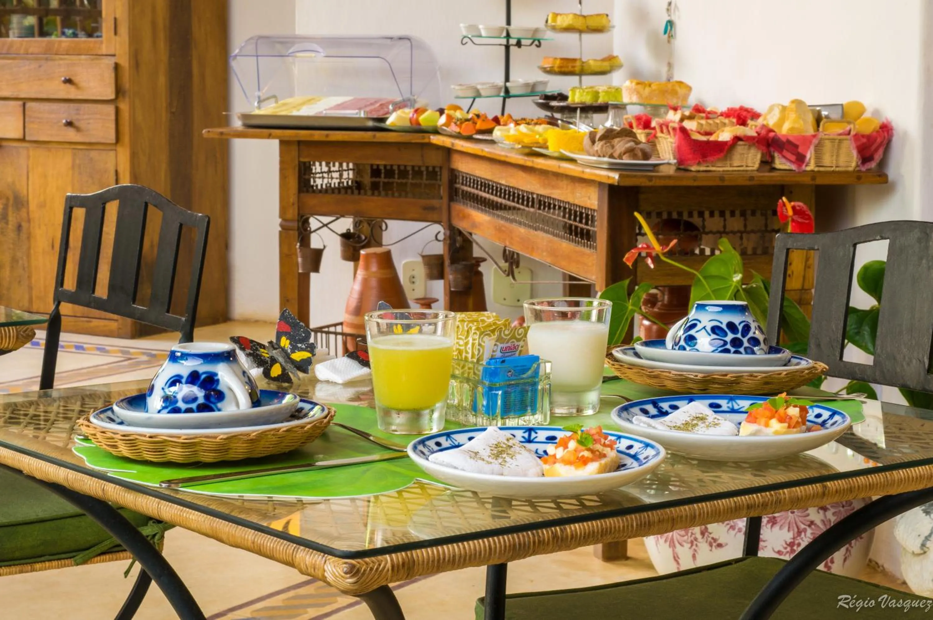 Breakfast in Pousada Burundanga