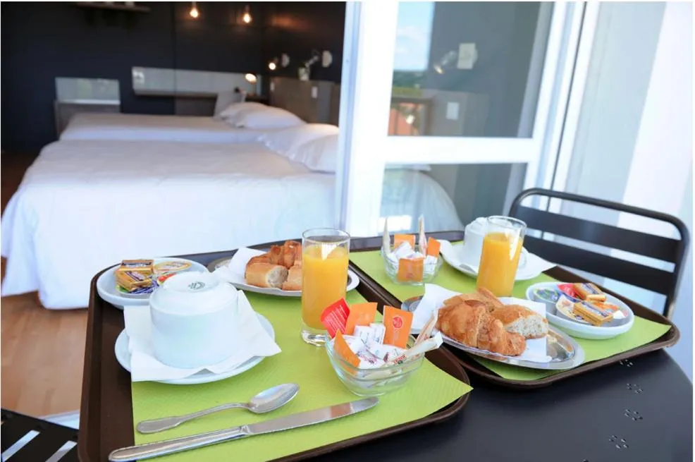 Bed in Hôtel Vulcain