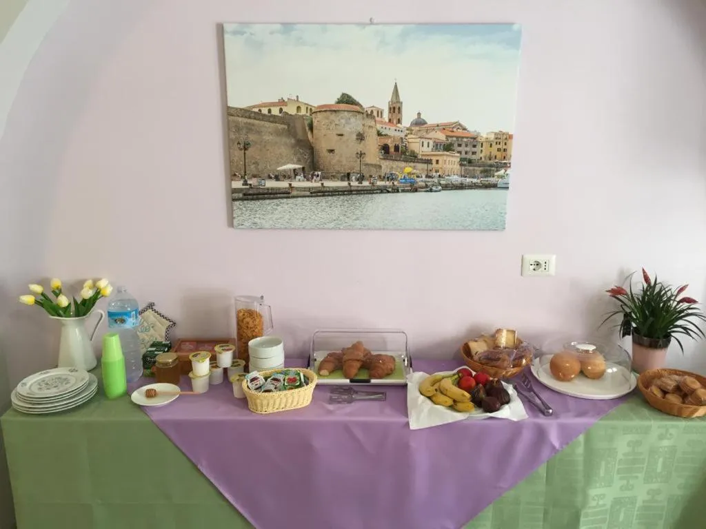 Breakfast in Leolù Guesthouse Alghero