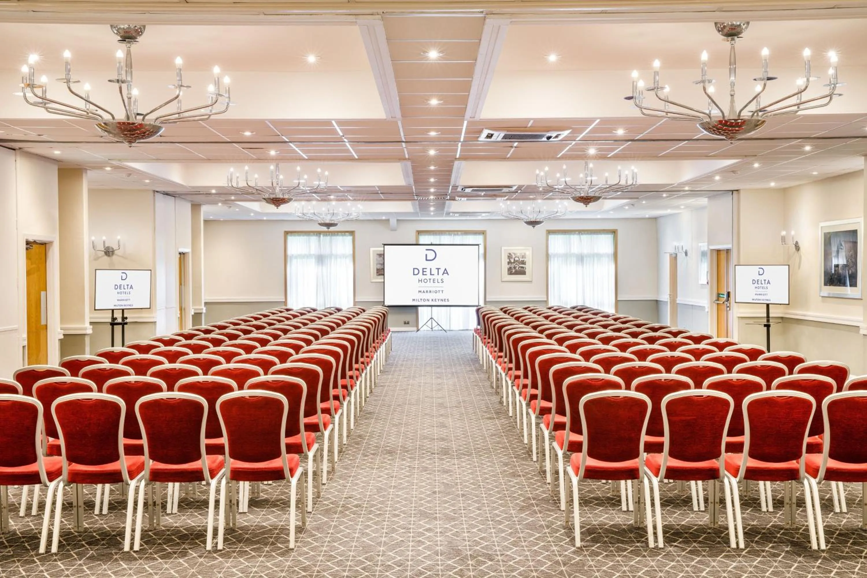 Meeting/conference room in Delta Hotels by Marriott Milton Keynes