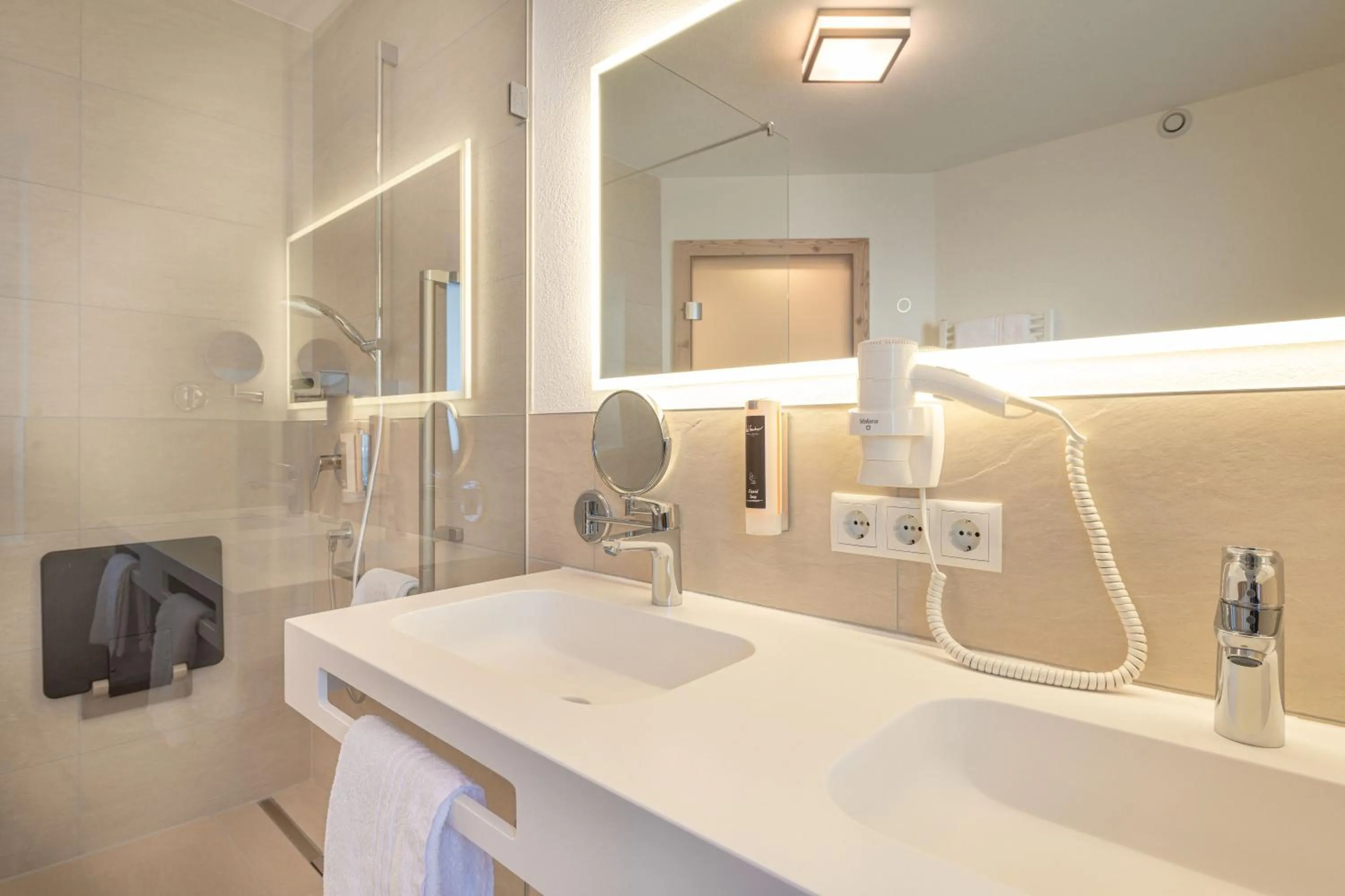 Property building in Hotel Venter Bergwelt