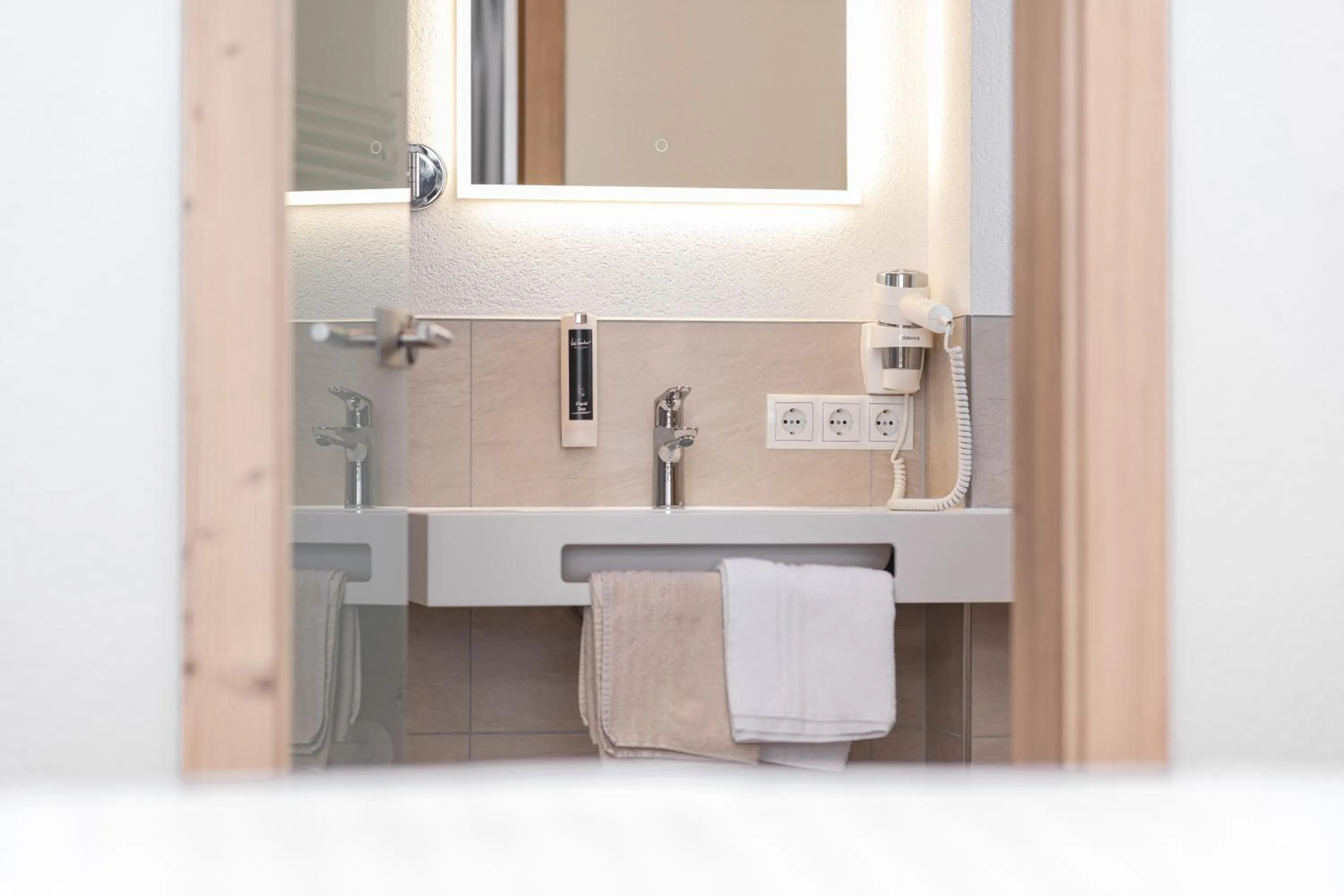 Bathroom in Hotel Venter Bergwelt